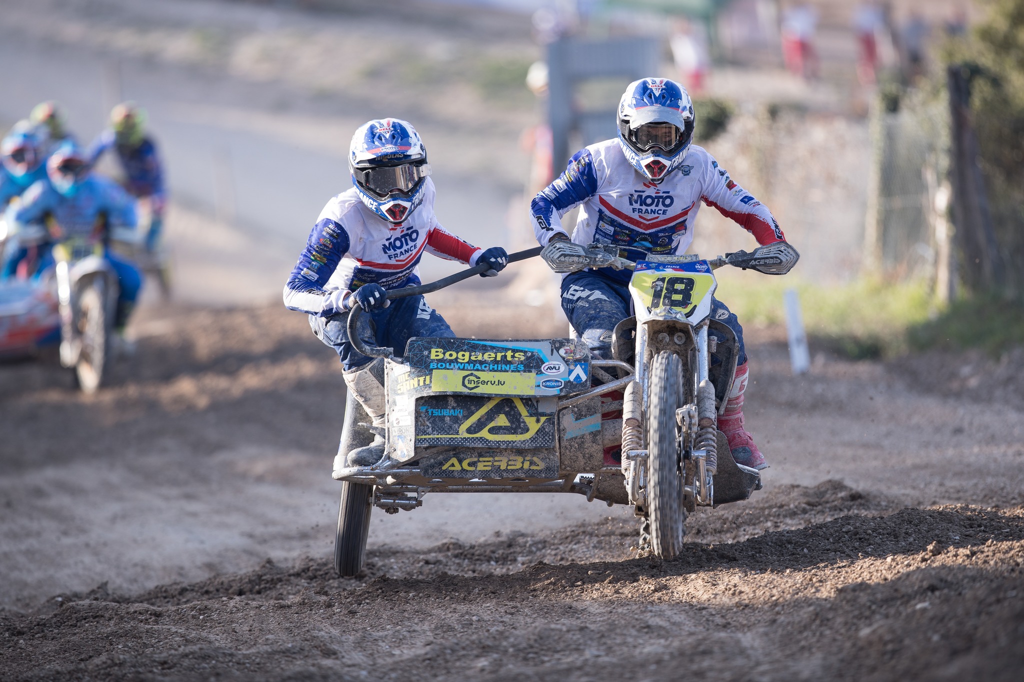 🔵⚪️🔴 Coup de... - Fédération Française de Motocyclisme