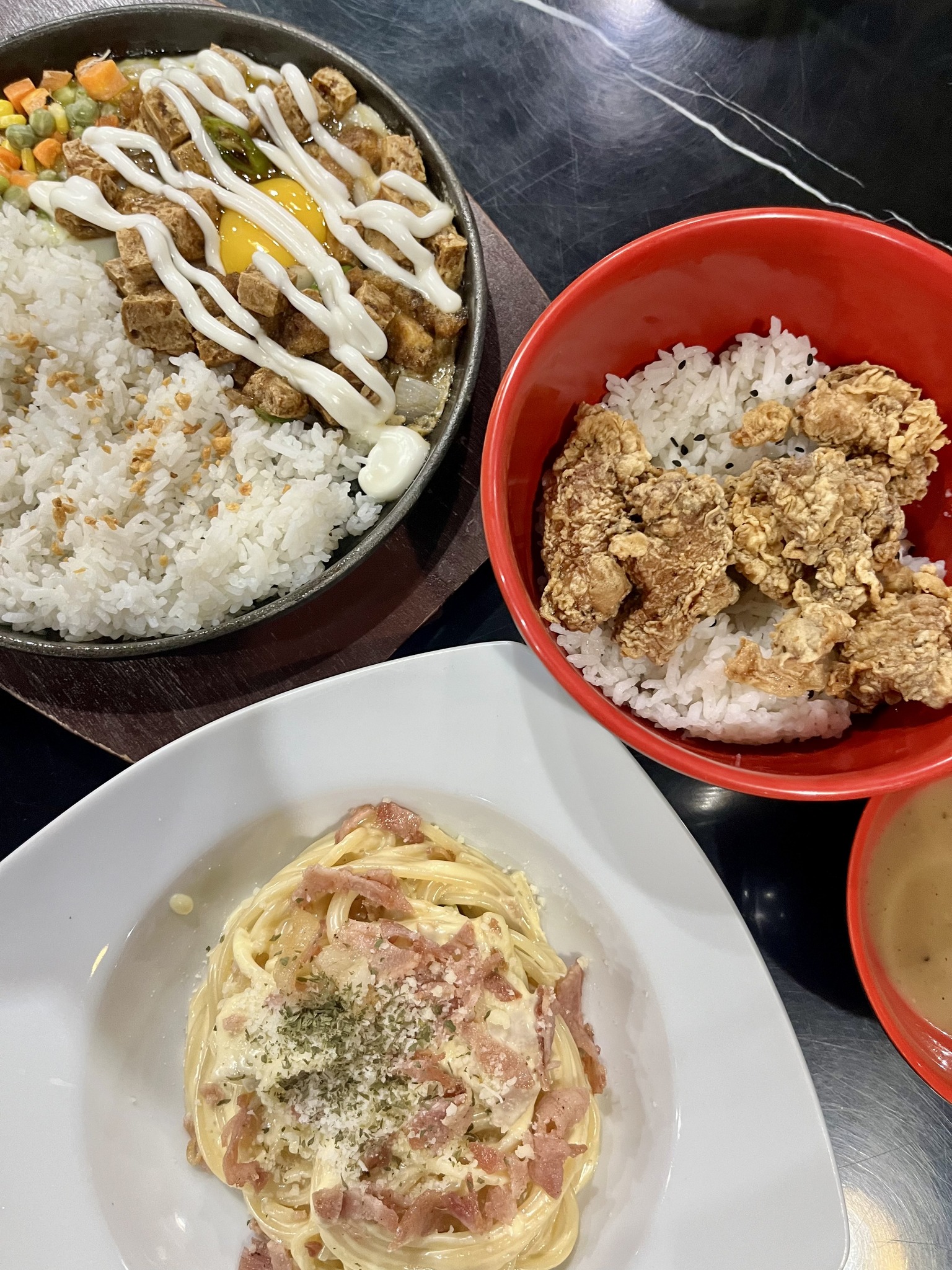 Hangout - Food, friends & good vibes! 🍔🍝🍕🍛 Hangout Resto Bauan is the ...