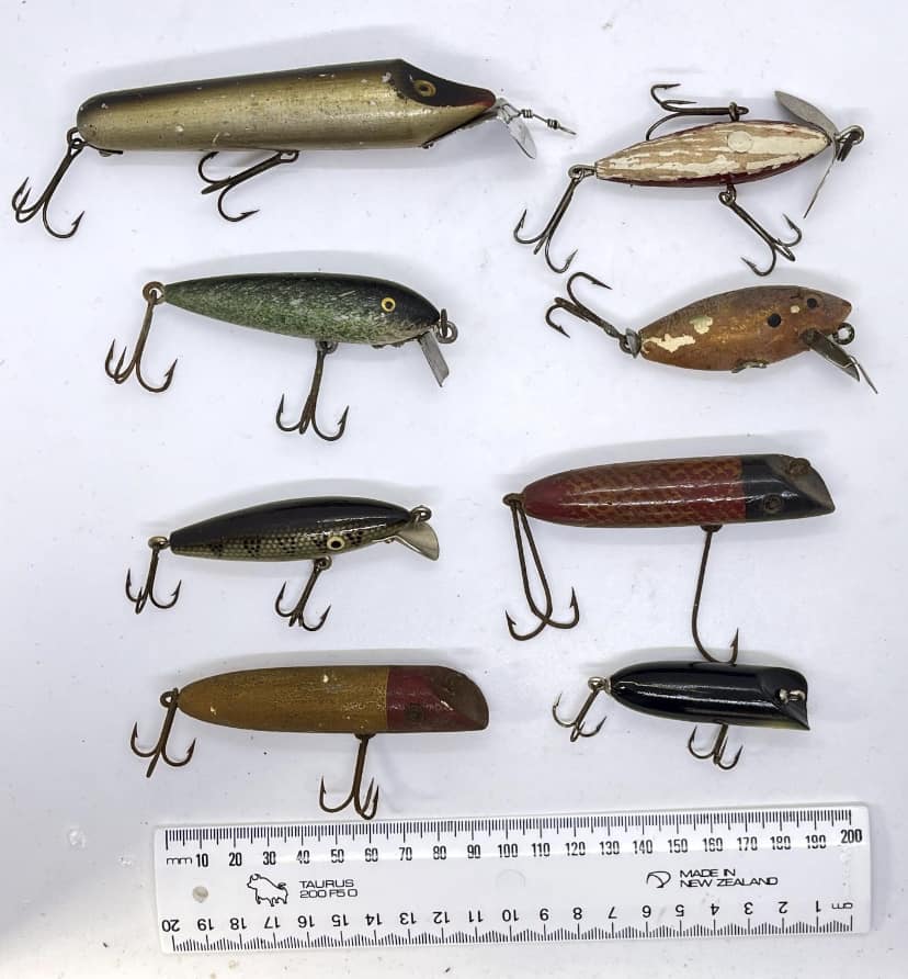 do people really pay 100 dollars for fishing lures LUCKY CRAFT Sammy 100, 884 Aurora Gold Northern Perch, Topwater Lures, Freshwater Bass Lures, 4