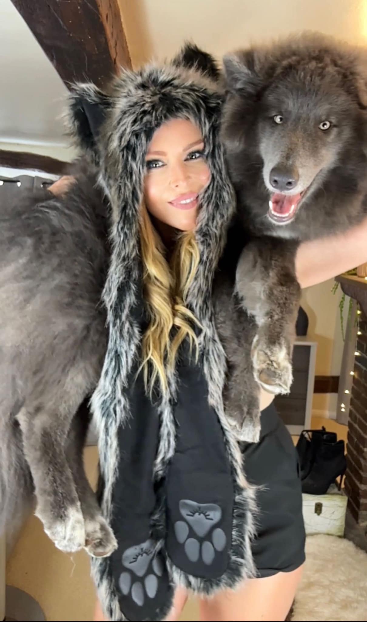 Howlin with joy faux these chilly days and wolfie prowls 
