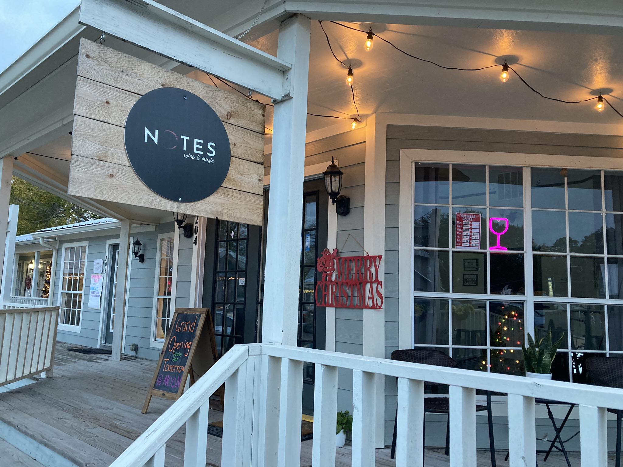 Notes: Wine & Music Bar | Spring TX