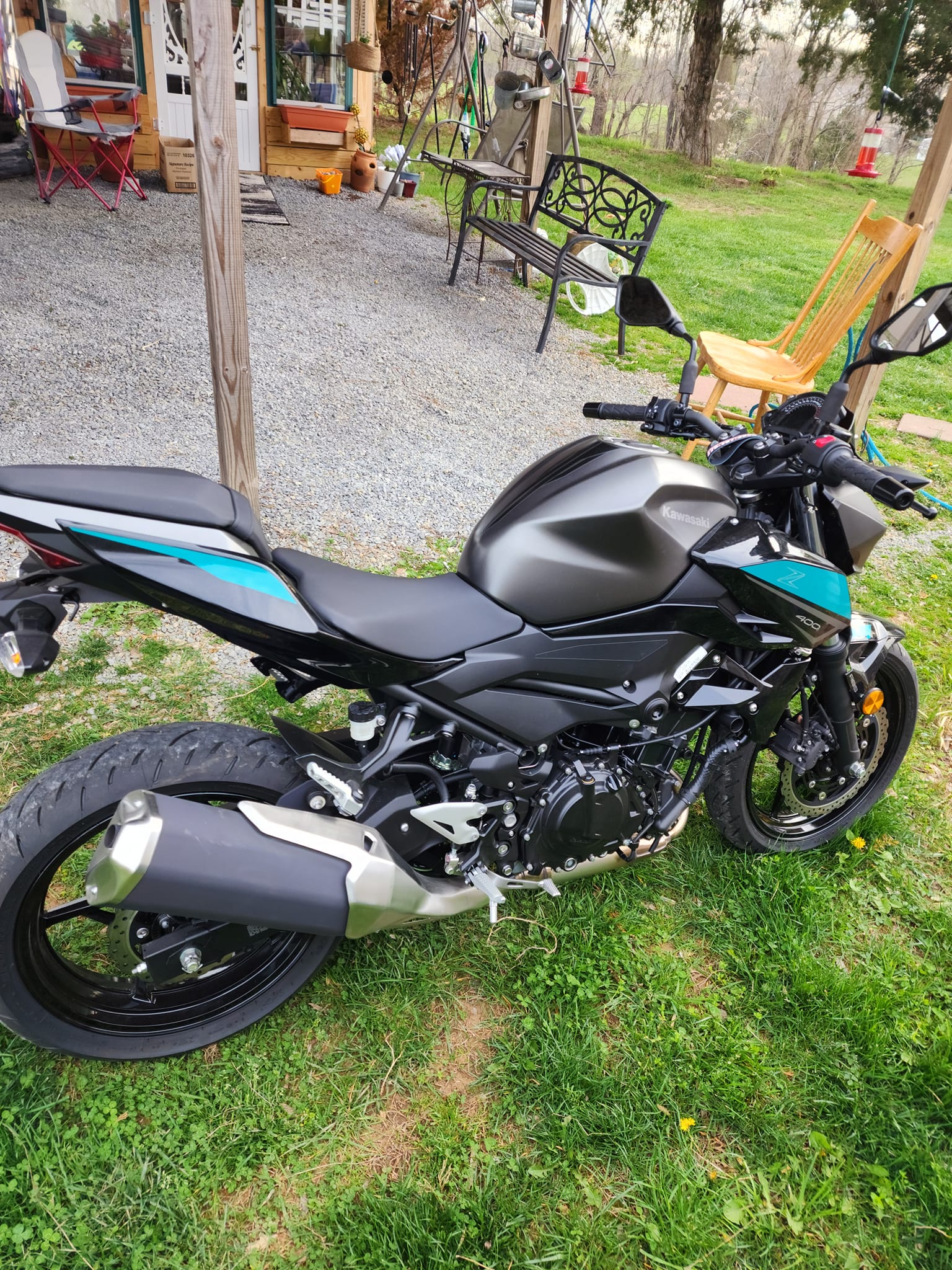 First backrider of the Kawasaki ZH2 in history! Sumakit daw tenga