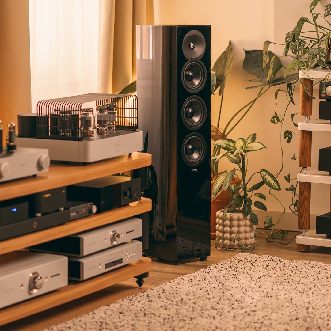 ROYD SINTRA improved Royd Sintra 2 loudspeakers for late night