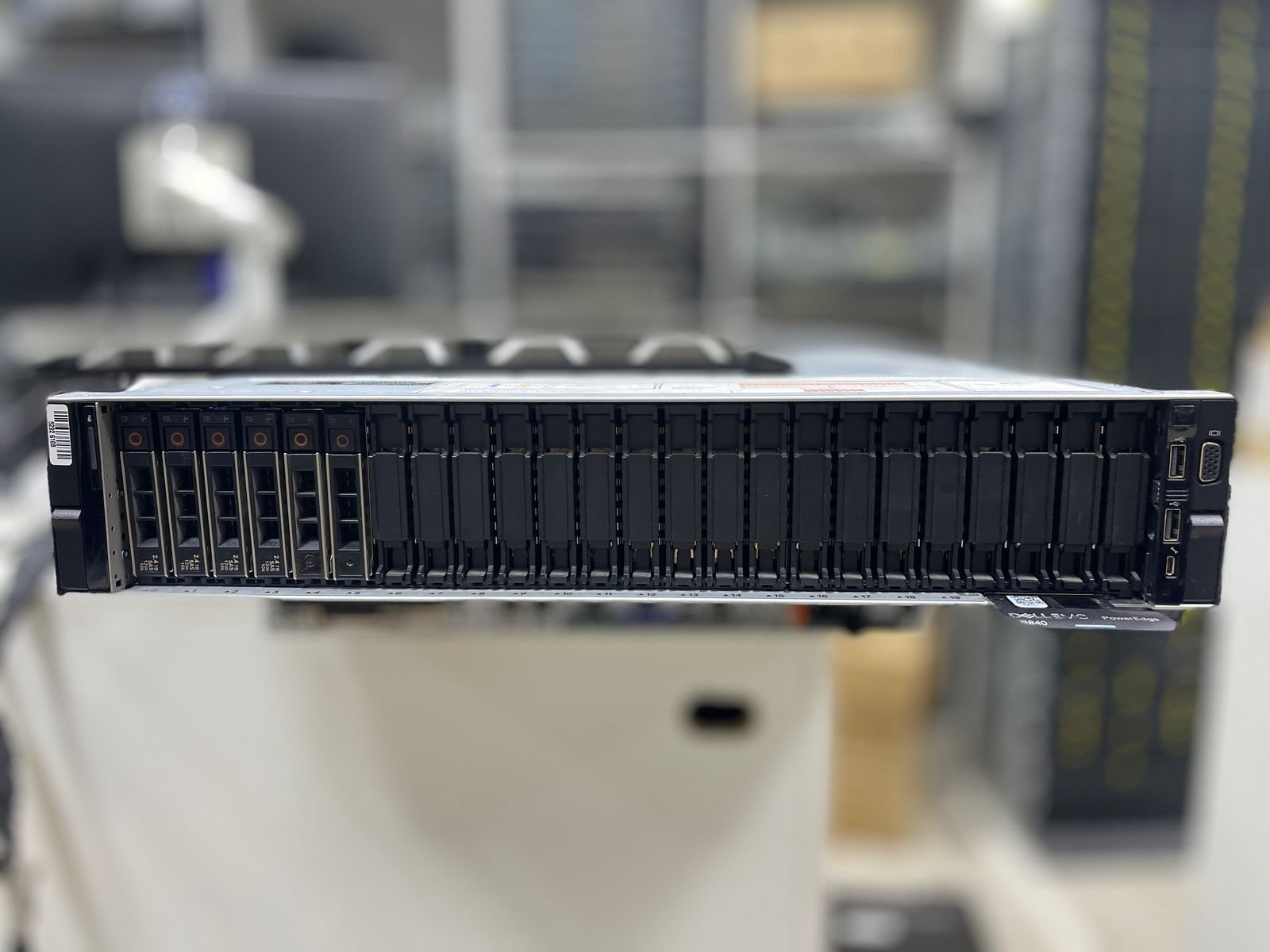 ซื้อขาย Server มือสอง | Dell EMC POWEREDGE R840 | Facebook