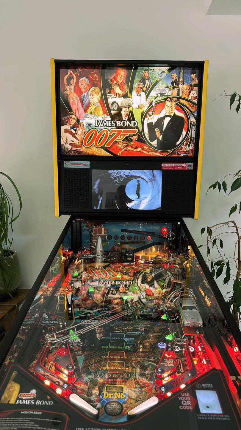 Custom Pinball - {TRANSLITE} ok les Diamants sont éternels...