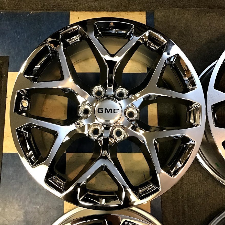 4 - 22” Chrome Snowflake Wheels Chevy GMC 1500 - Car Wheels, Tires ...