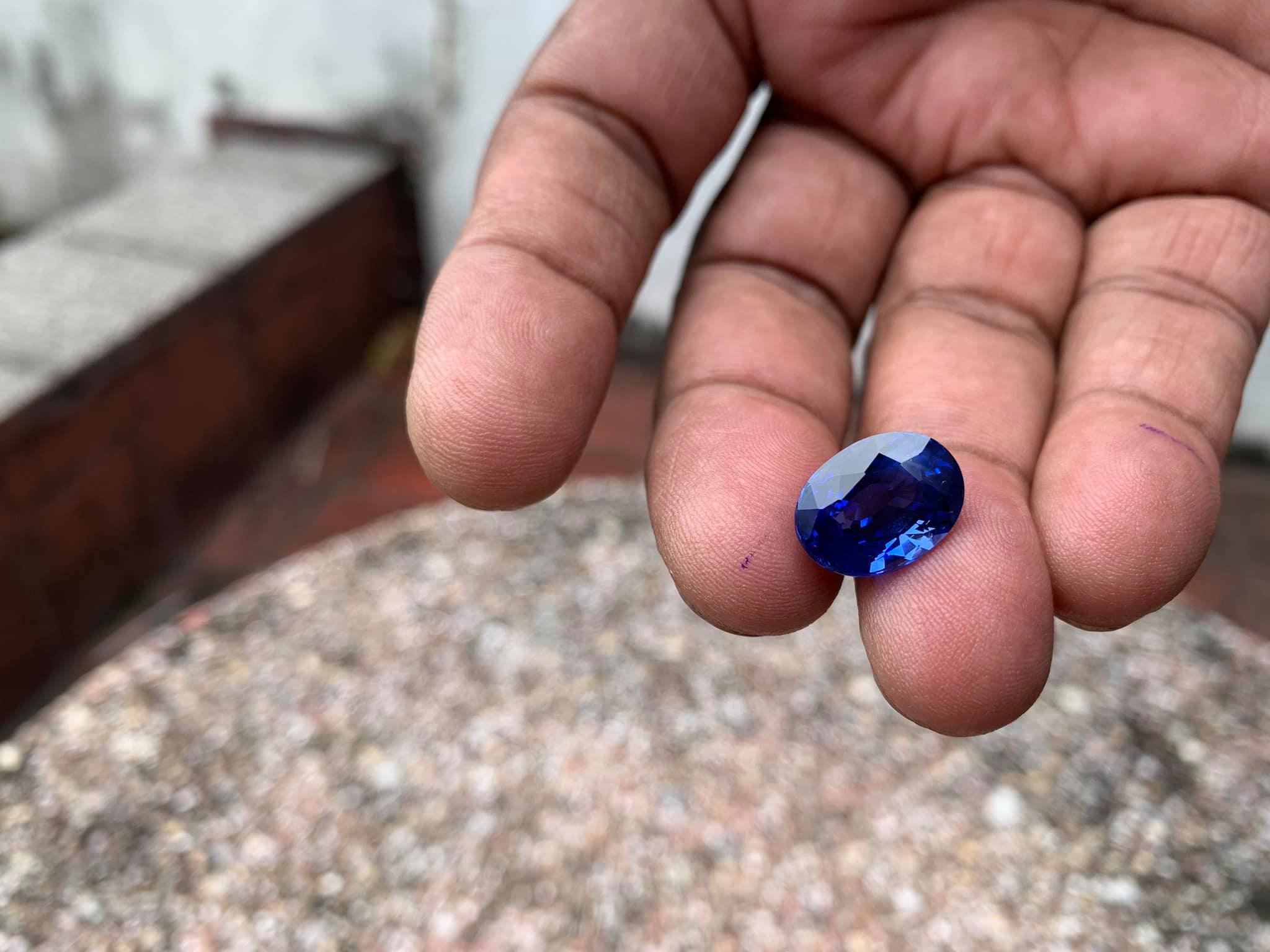 Ray Gems | Colombo