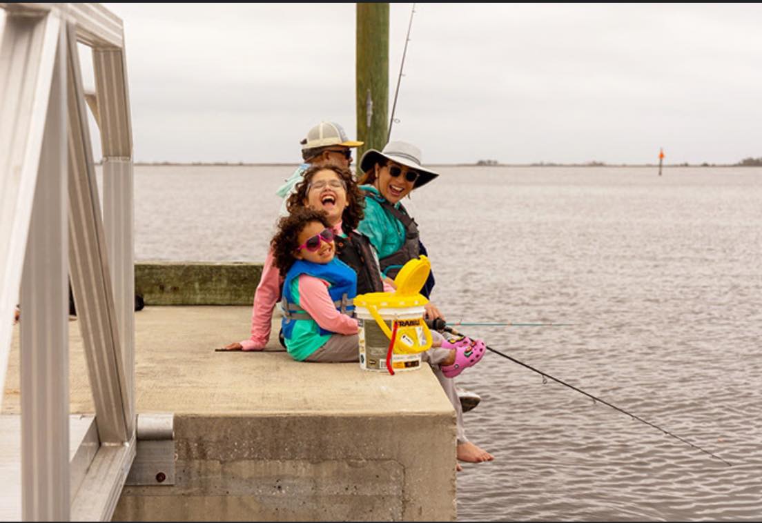 Lake Rousseau RV Resort Home Page | Crystal River FL