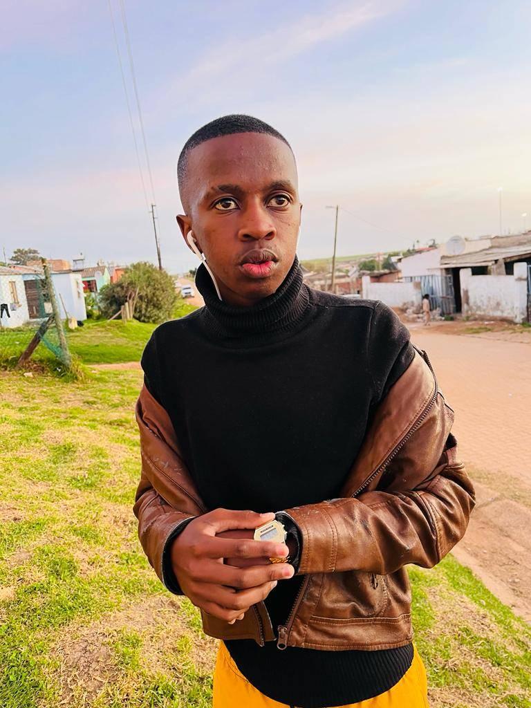 Dj SshiizoHh SA