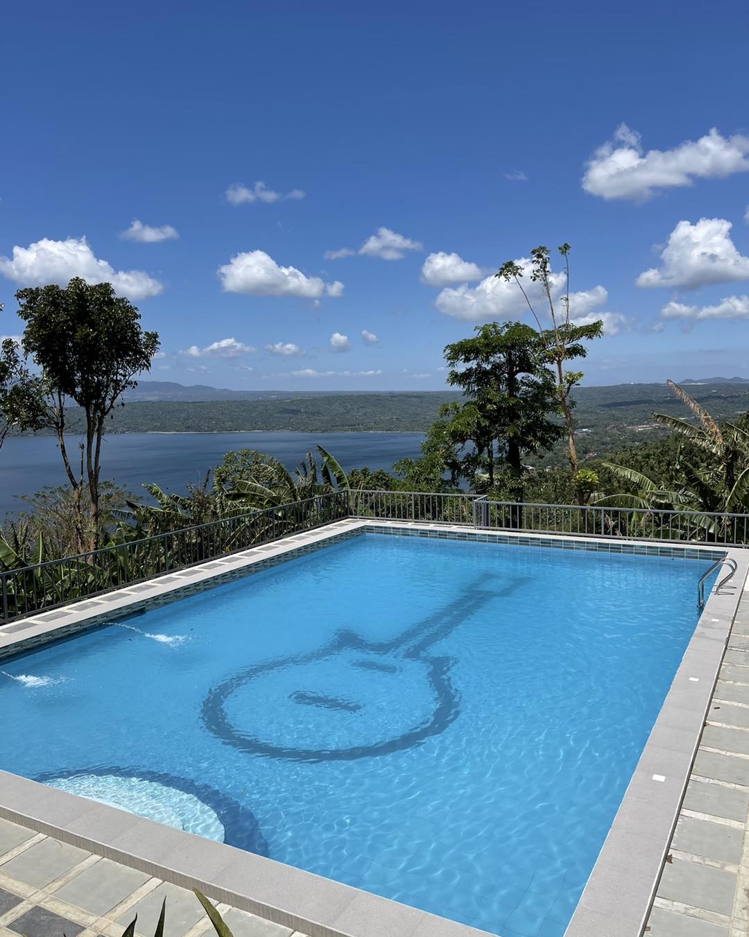 “The Guitar Pool” at Tallwood Batangas... - Tallwood Batangas