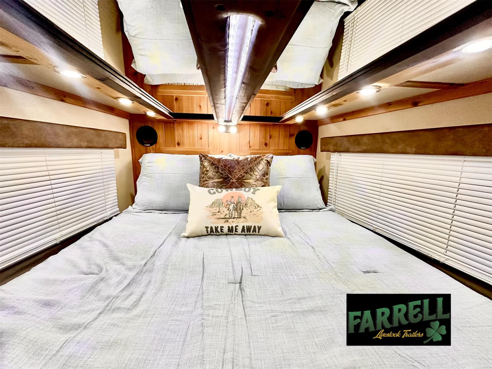 Farrell Livestock Trailers... - Farrell Livestock Trailers