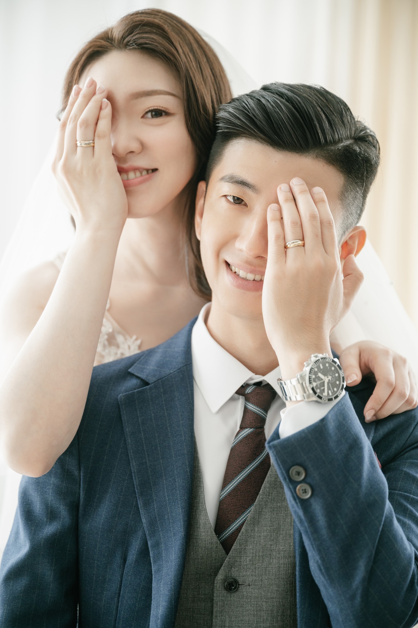 / #派派拍婚紗 - S&L / 素背景與自然光的組合很難令人不著迷。 -... - 派大影相 Patrick Yang | Facebook