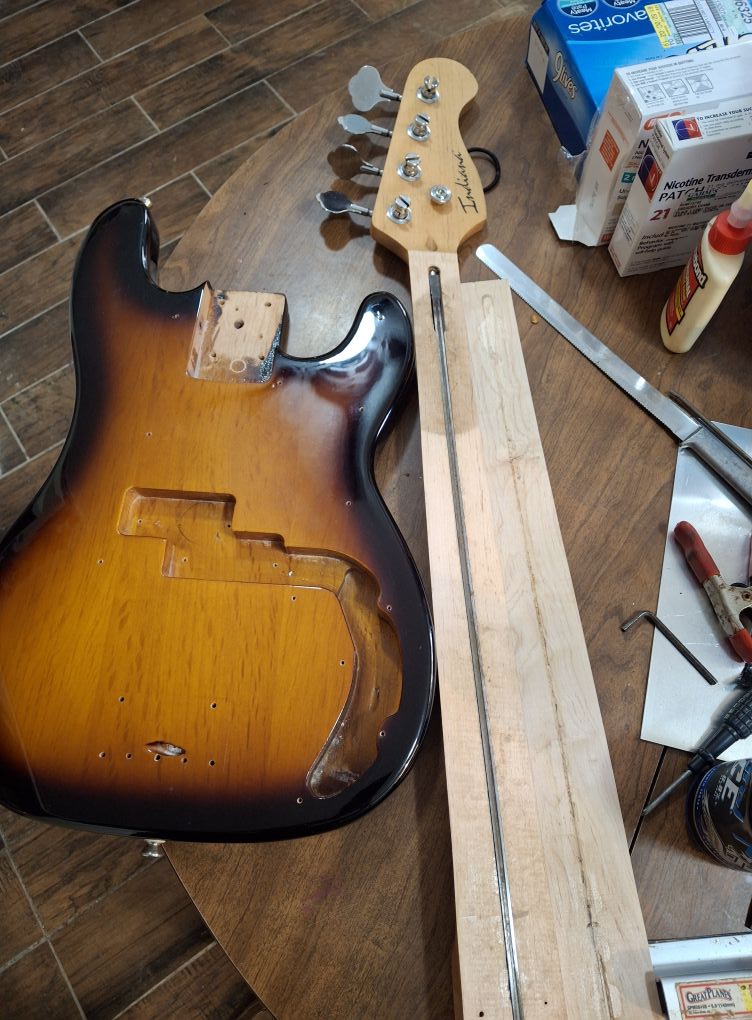 Picked this cheep bass up for 35 dollars it had a over lightened 