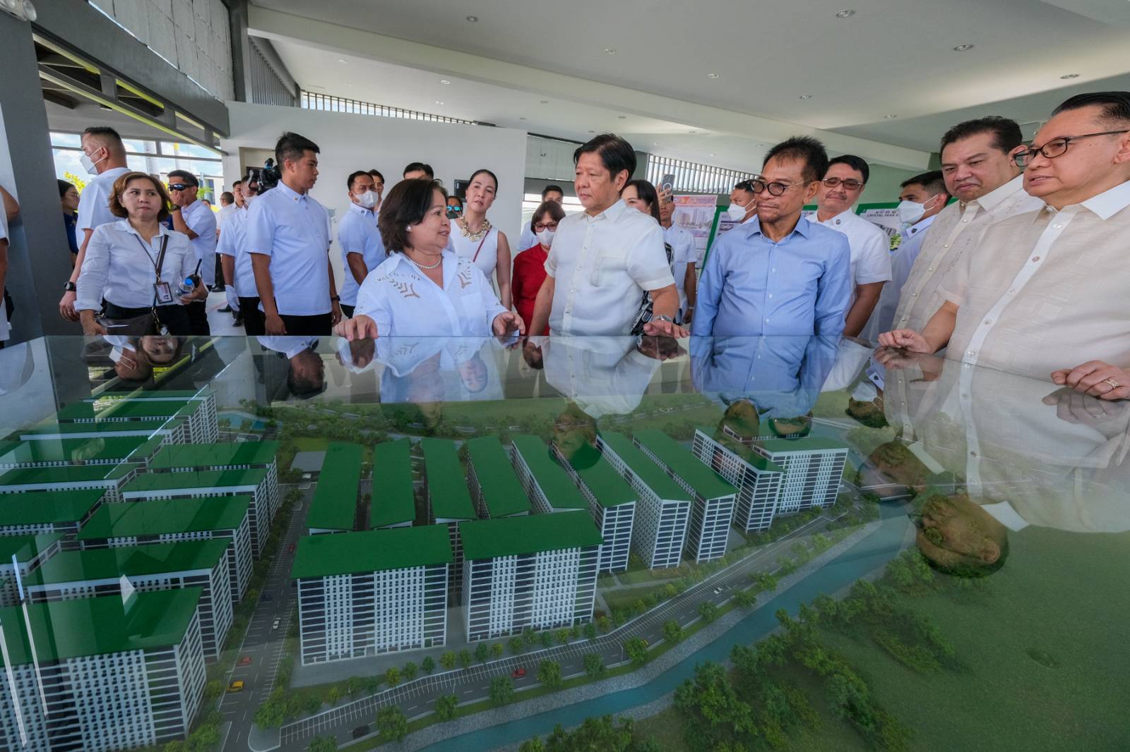 Daily - 'PAMBANSANG PABAHAY' PROJECT IN PAMPANGA IN FULL SWING ...
