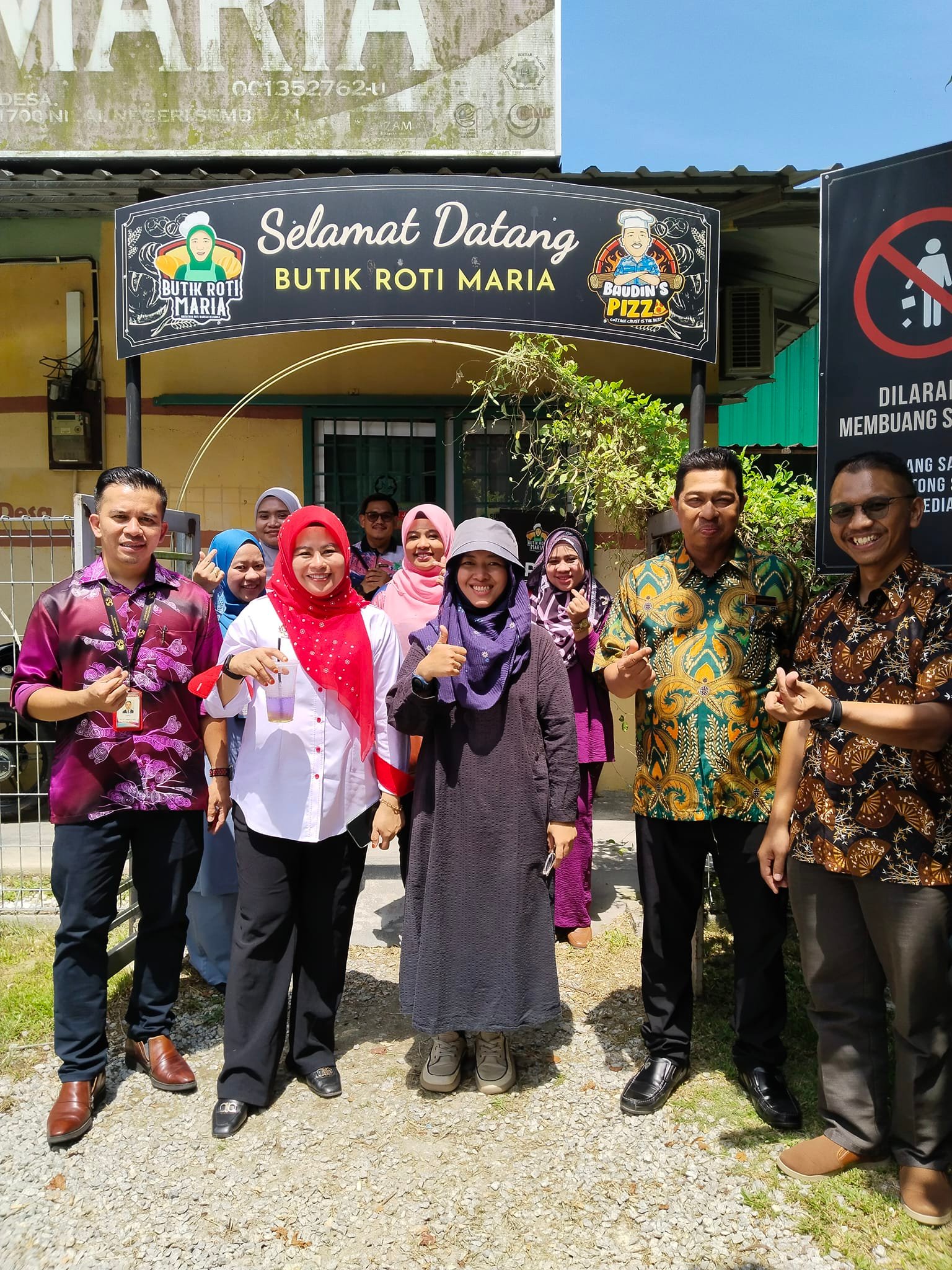 YB Datuk Seri Dr Noraini Ahmad,... - Butik Roti Maria | Facebook