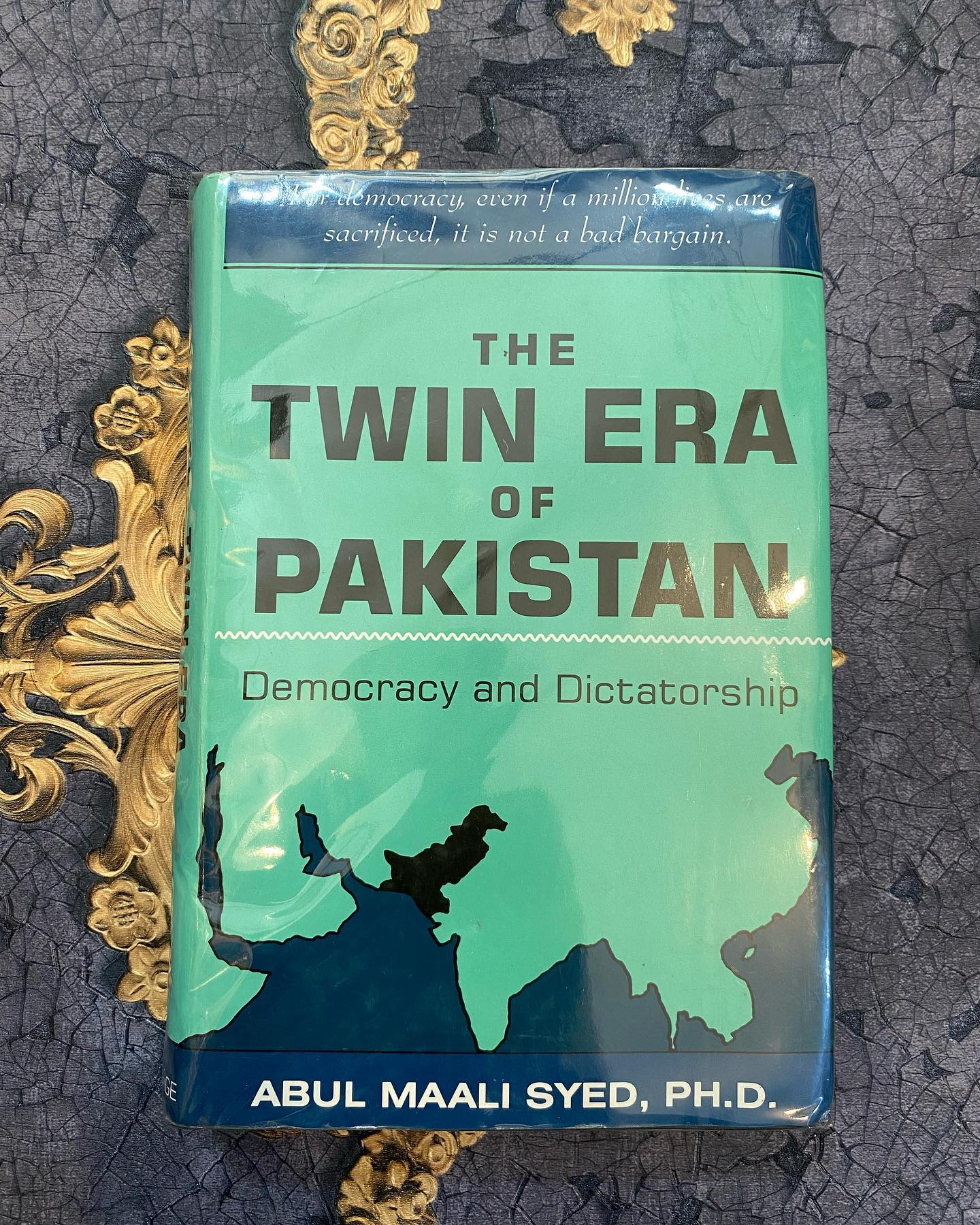 ATTA BOOK BANK - THE TWIN ERA OF PAKISTAN DEMOCRACY AND...