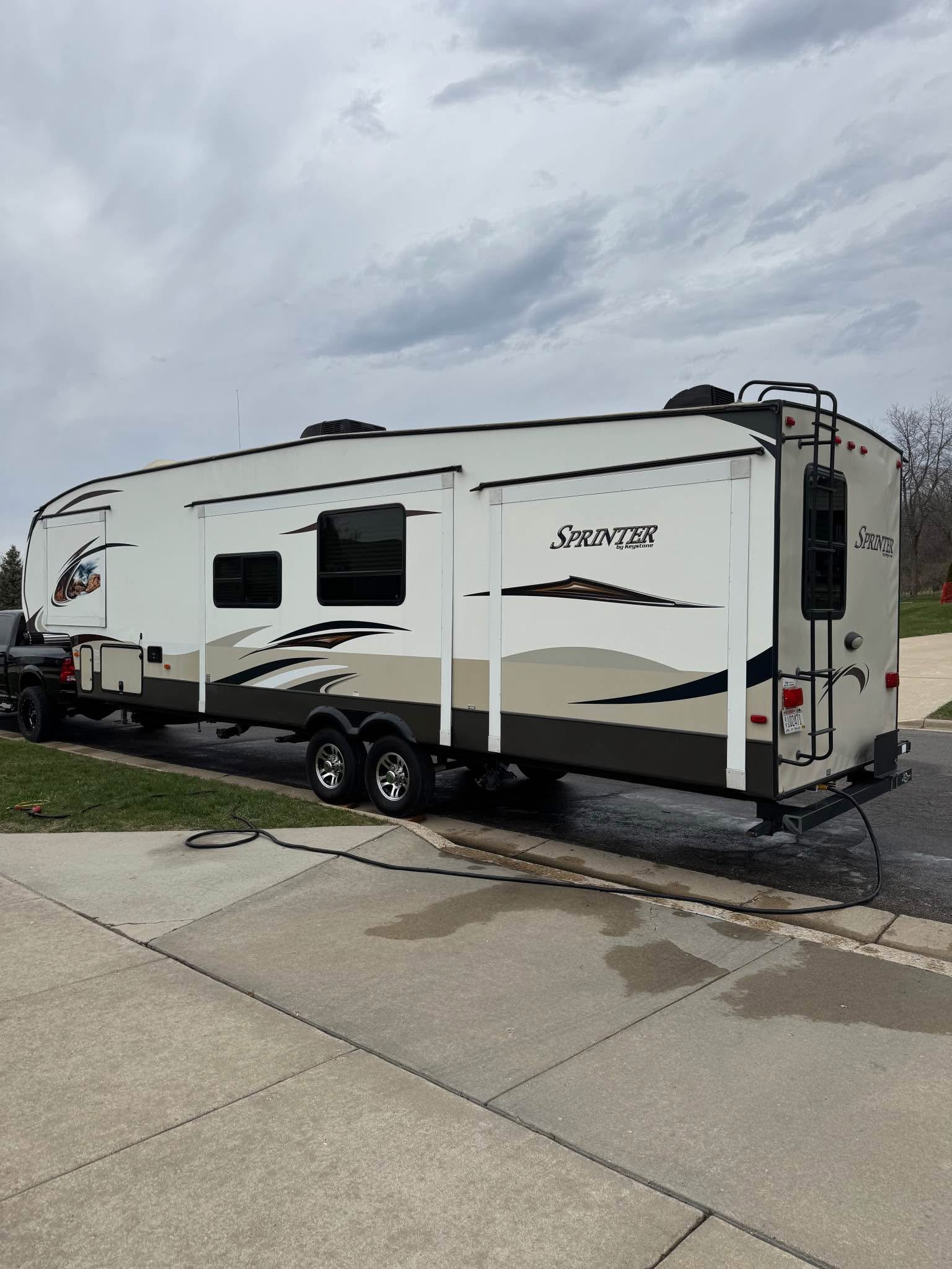 2014 keystone sprinter copper canyon edition 5th wheel bunkhouse - RVs ...