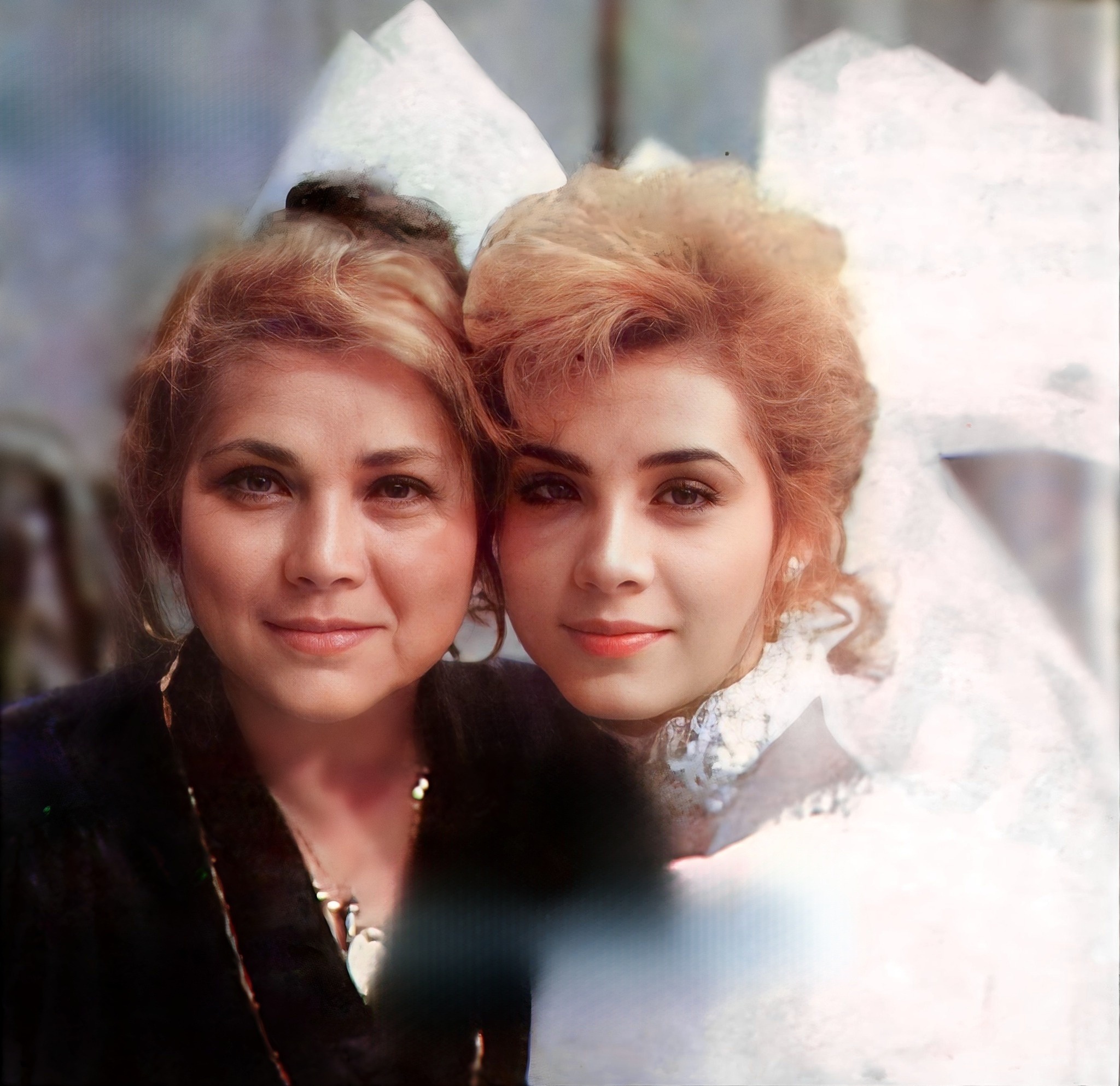 ADA - ⚡️⚡️⚡️ Así era fotografiada GABY RUFFO y su bella mami quién la ...