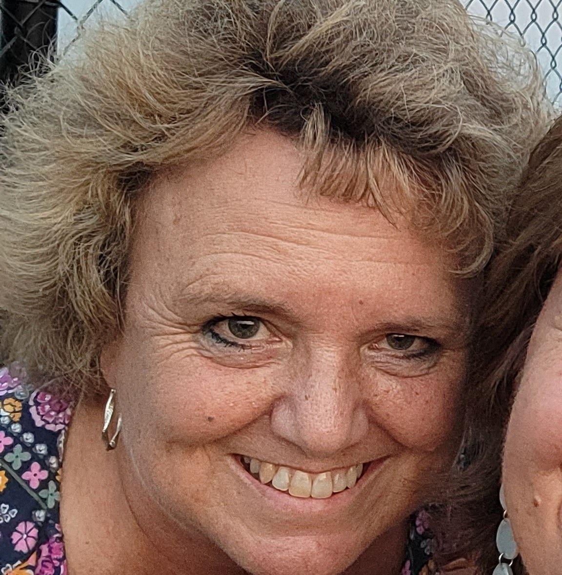 Lisa Whitcomb Freda