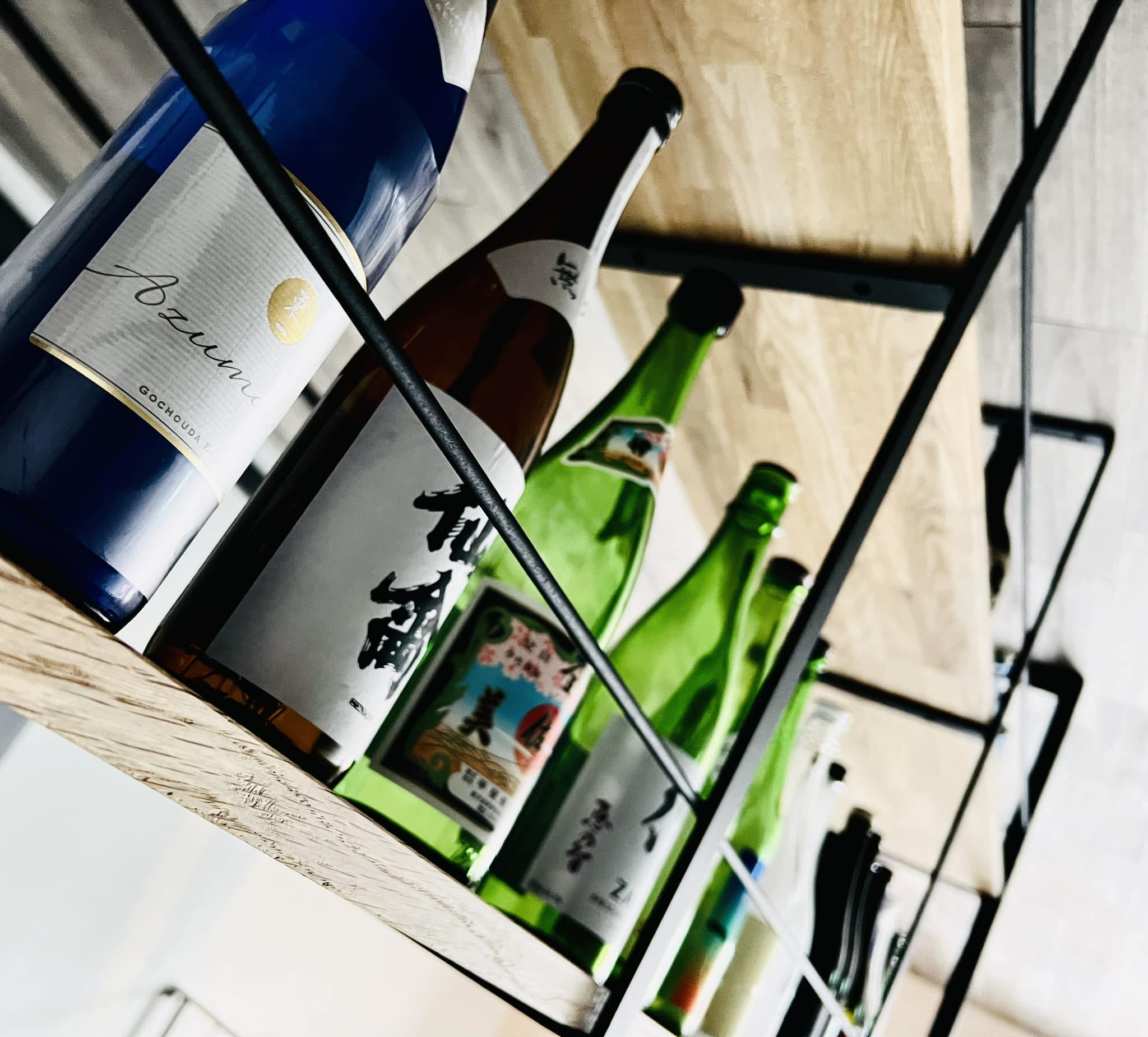 人 見 酒店