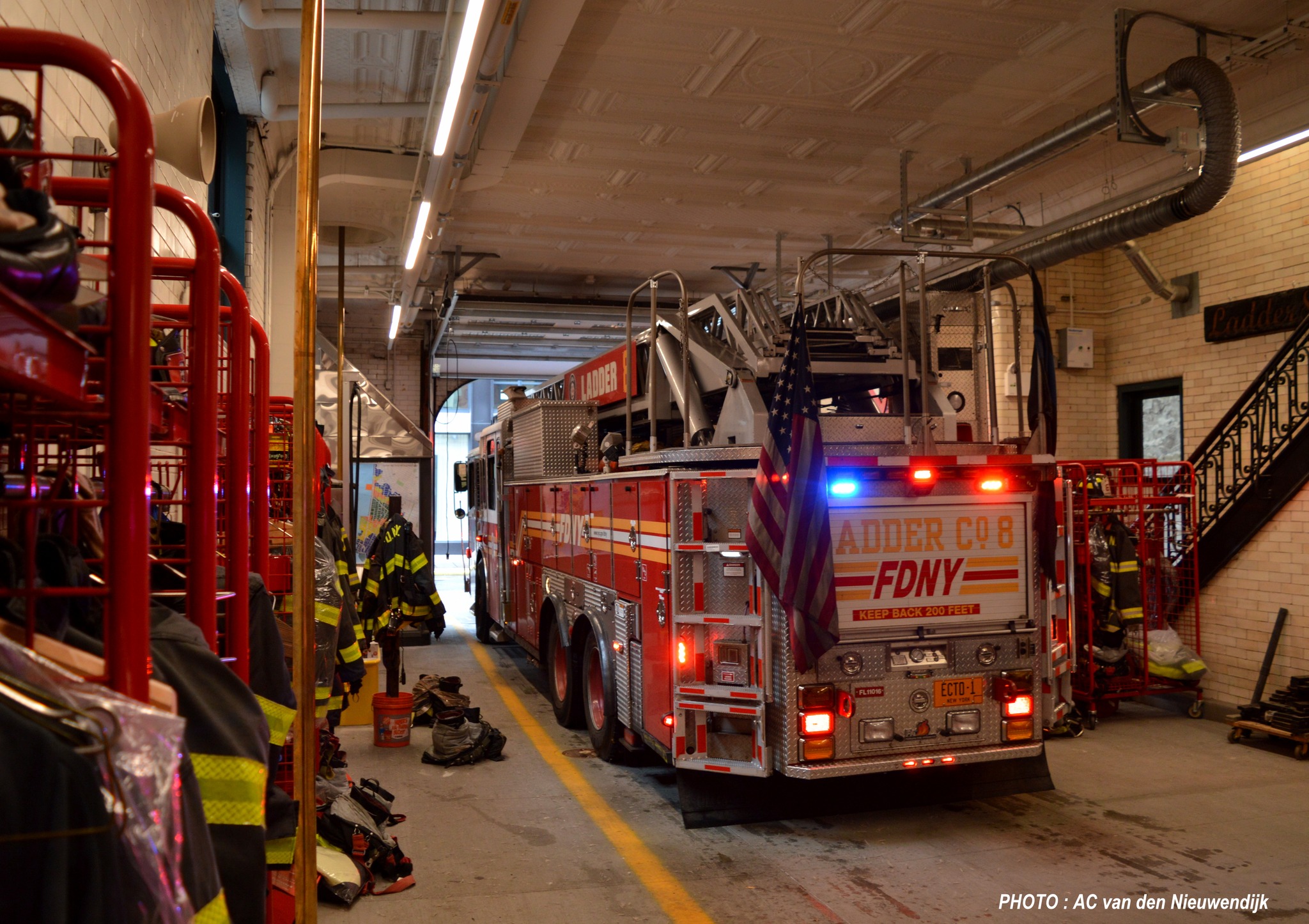 Fire Engines Photos Fdny Ladder 12 Mack Midtown