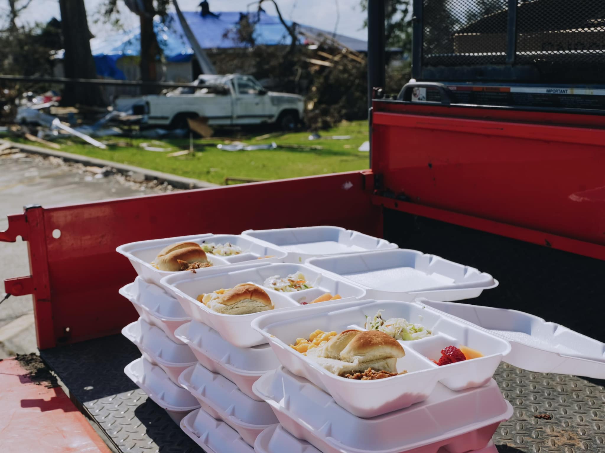 Mercy Chefs - These 12 hot meals were delivered to a... | Facebook