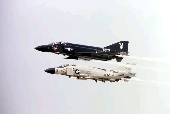 153783 VX-4 F-4J Phantom Vandy-1 Point Mugu, CA. Oct 1976.