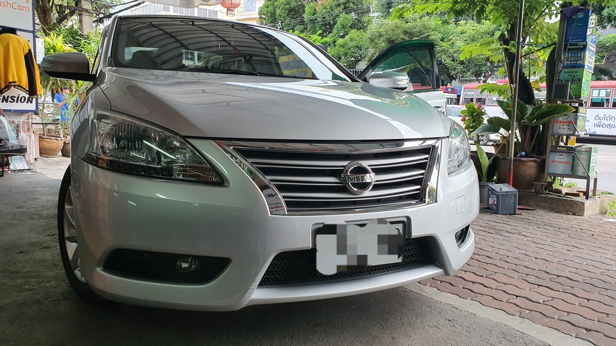 🚘 Nissan Silphy .... 🖥... - T.Yontcharoen เครื่องเสียงรถยนต์