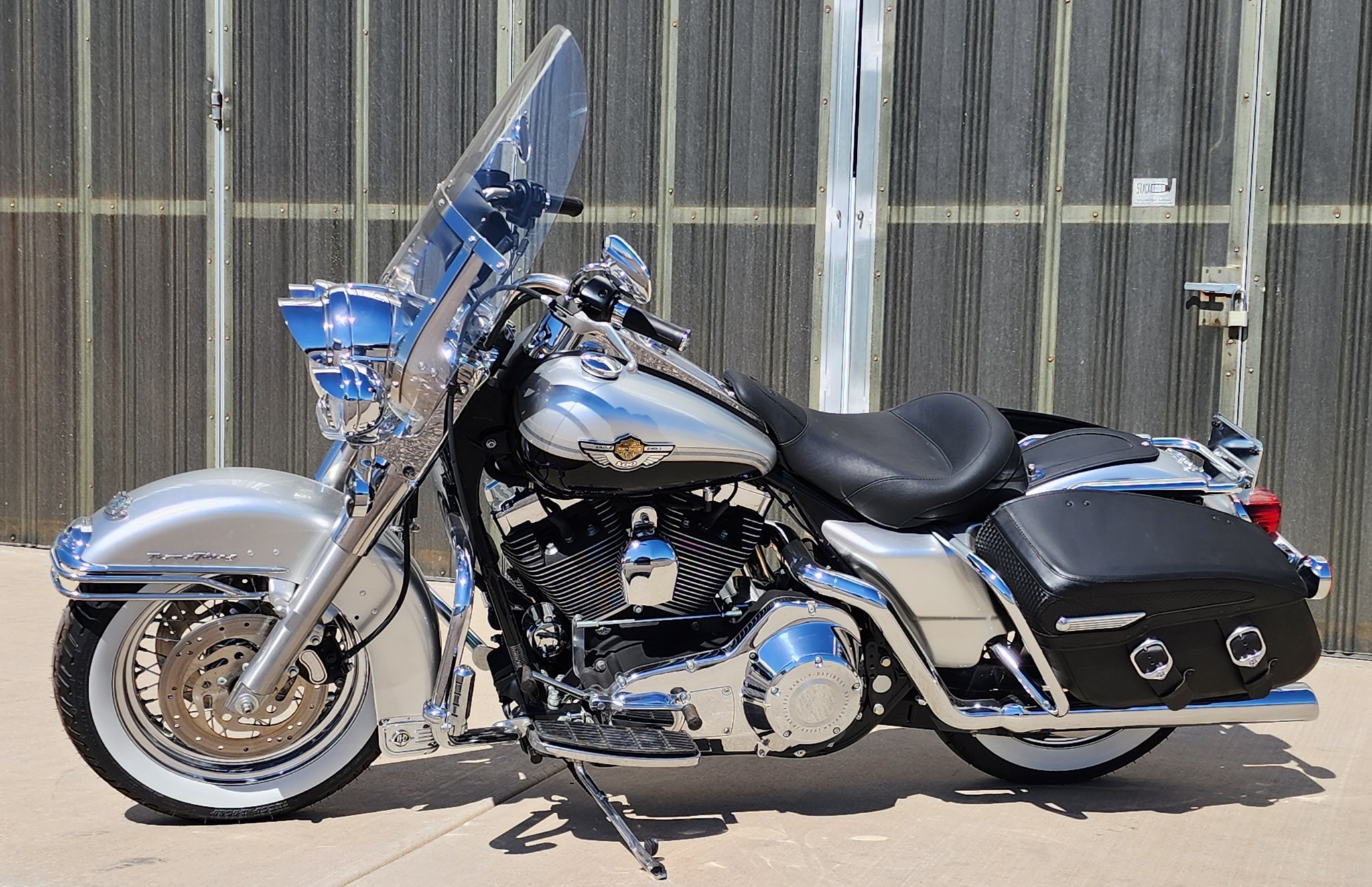 Harley Davidson Road King Owners | Here's my 03' Road King Classic 703 ...
