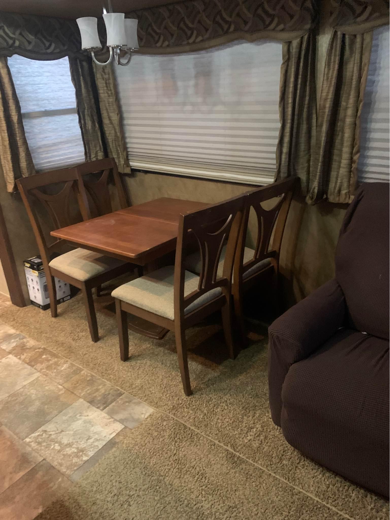36CKTS Fifth Wheel Camper RVs & Campers Tichnor, Arkansas