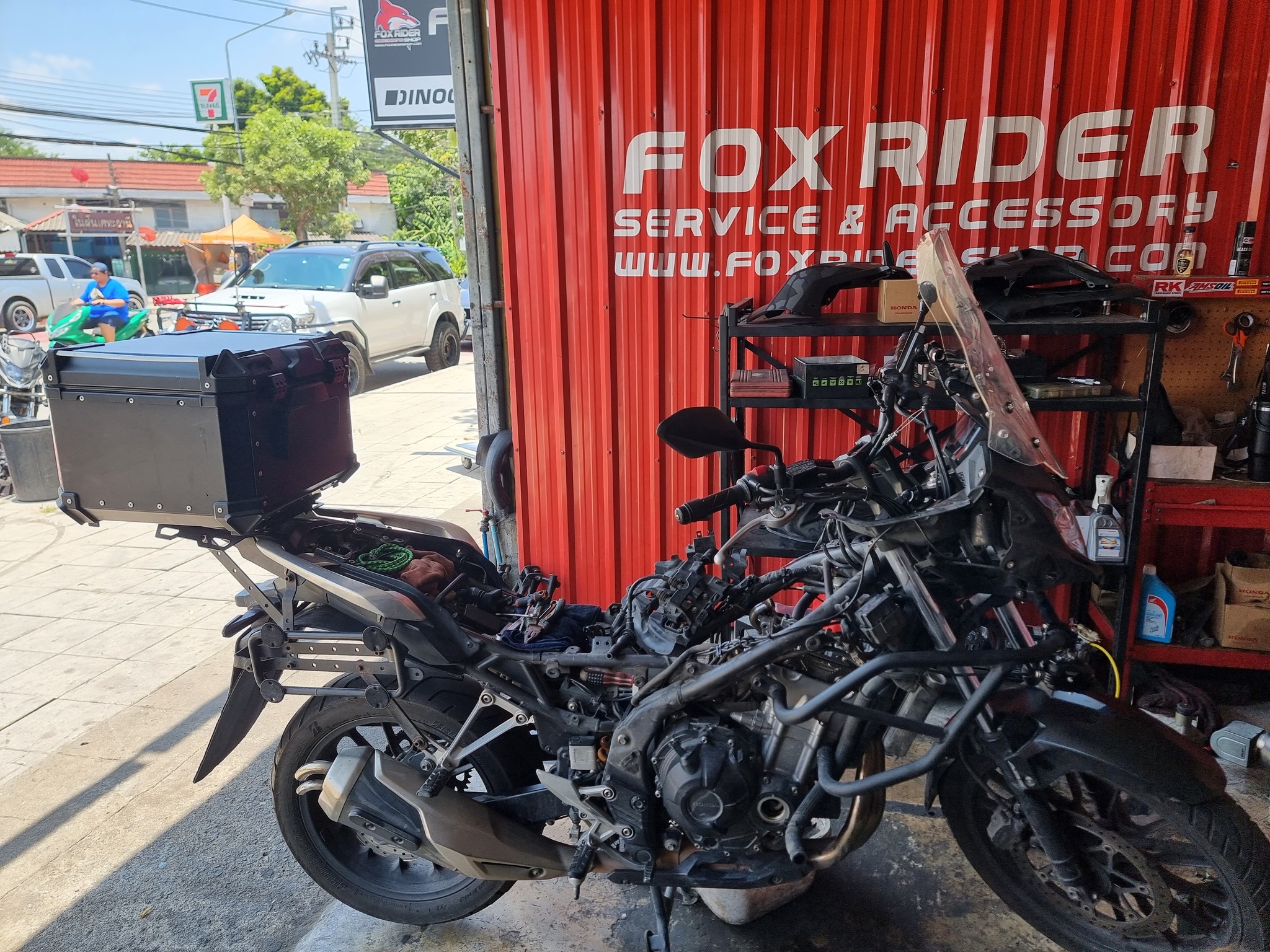 Fox Rider Shop - 🦊 CB500X พี่เมธ เช็คระยะตั้งวาล์วตามระยะ... | Facebook