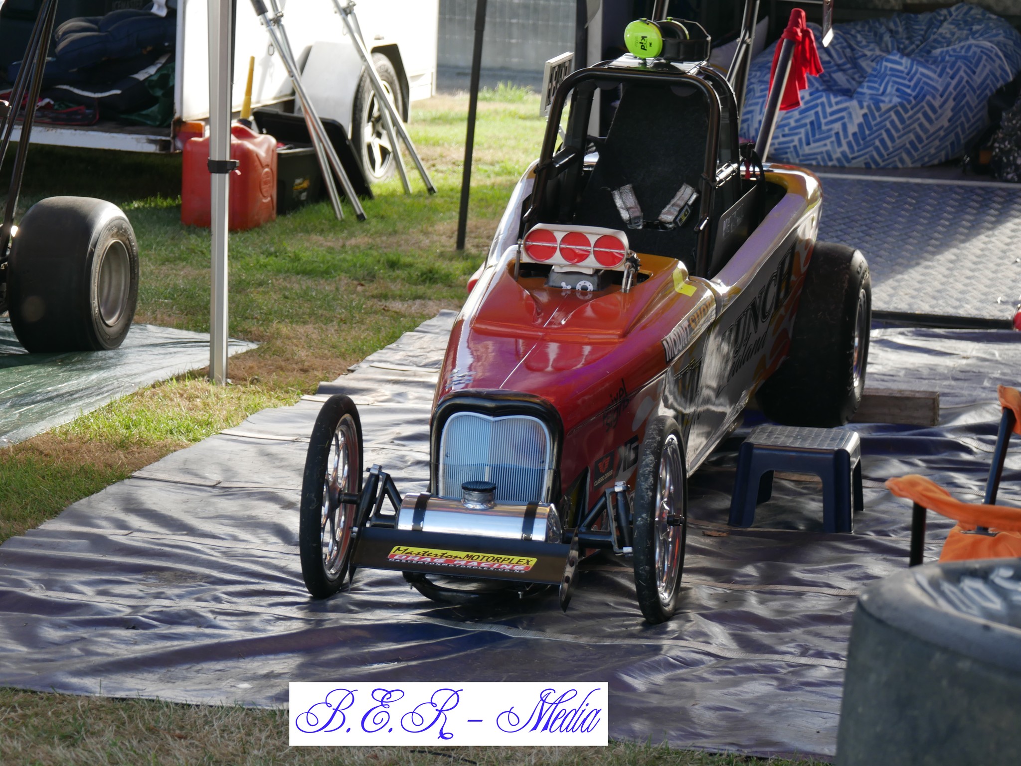 Bush Estate Racing -Media... - Bush Estate Racing -Media