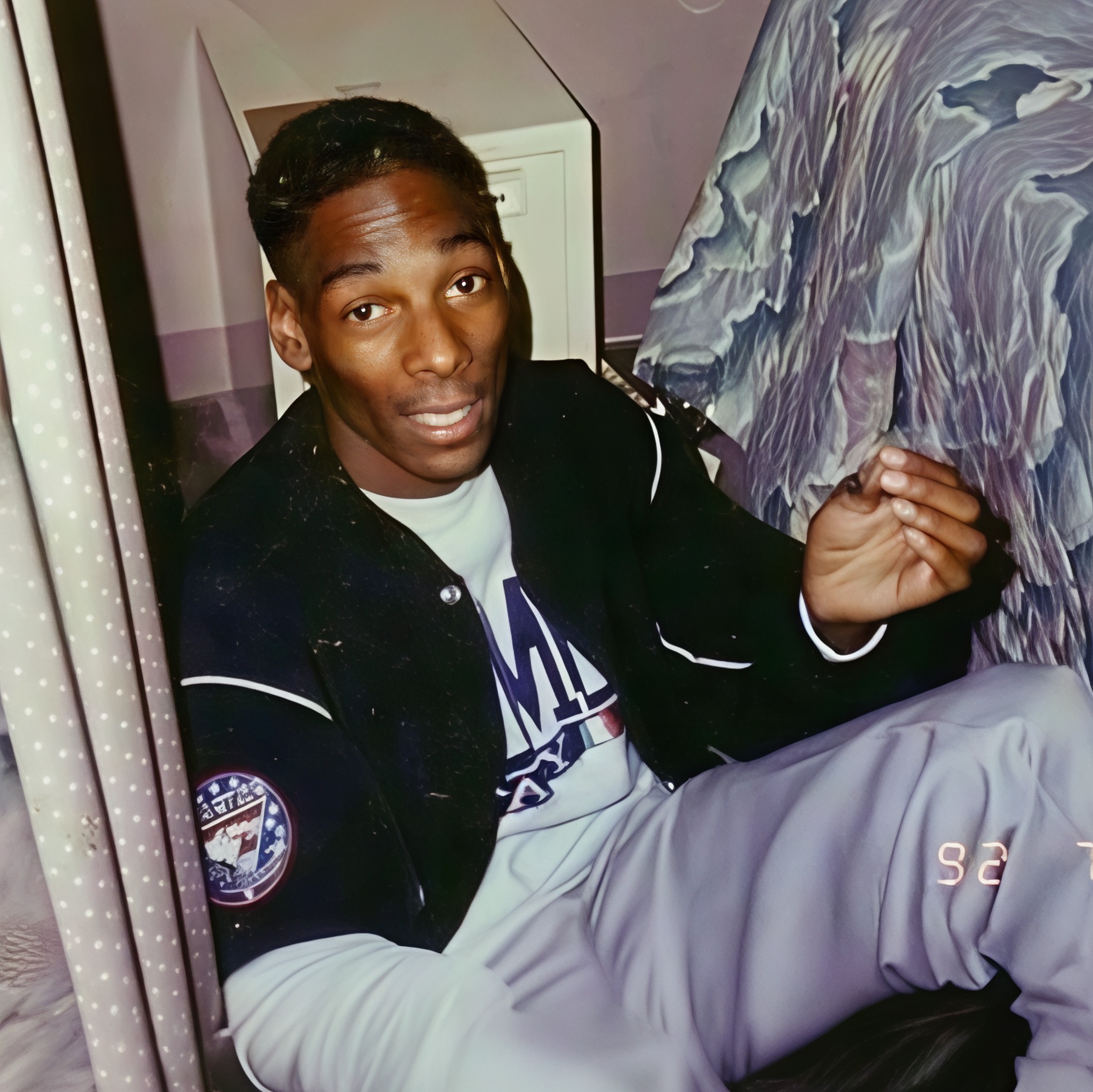 Rare pic of Snoop Dogg doing what he loves the most! ?