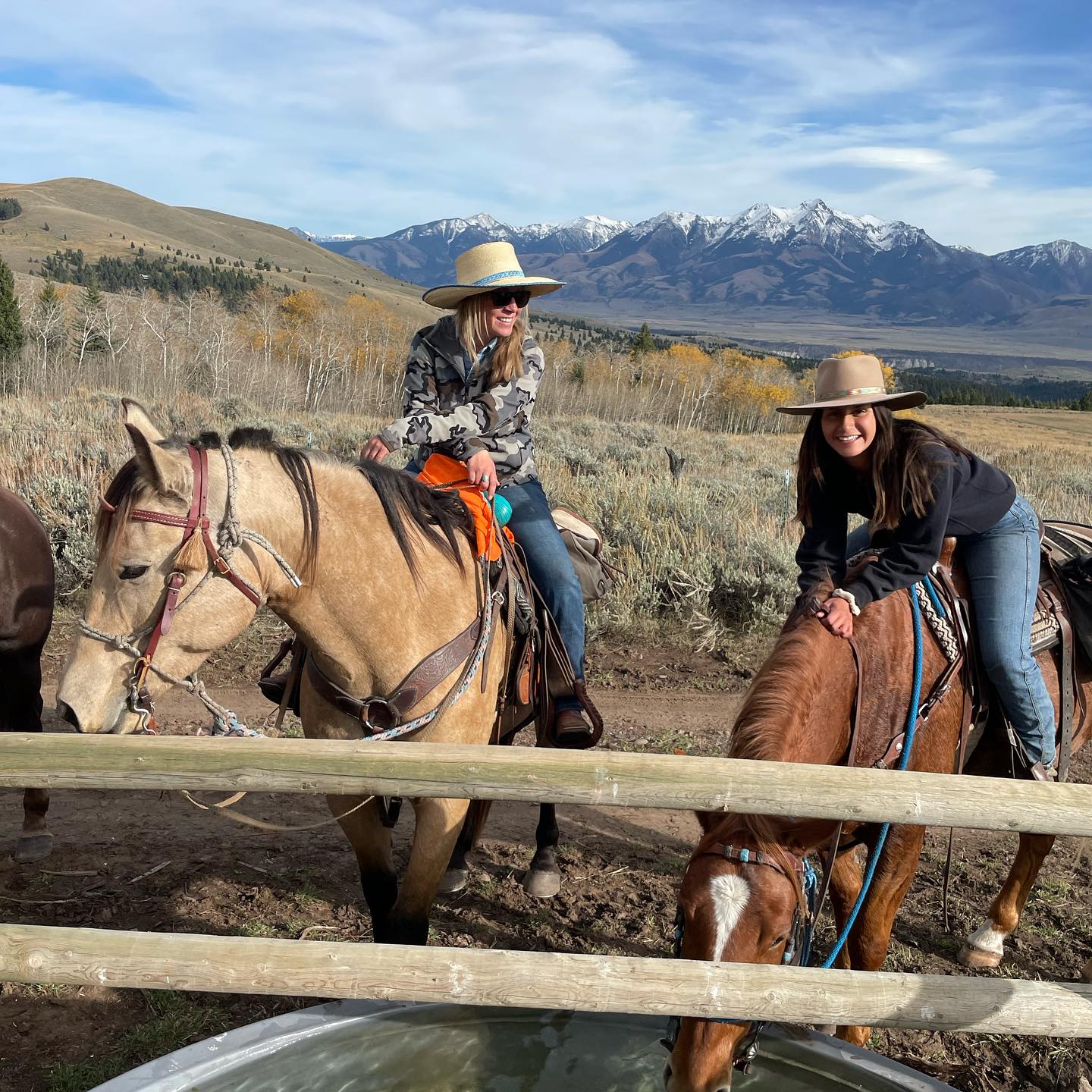Giddy up, girls 💃 🐴... - Yellowstone Roughriders | Facebook