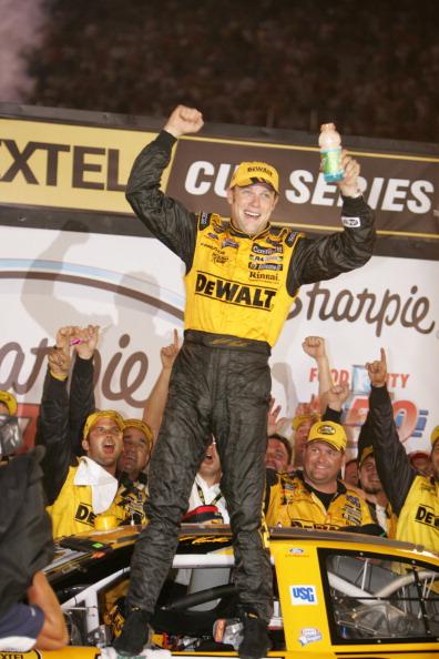 Matt Kenseth leads at 2006 Subway Fresh 500