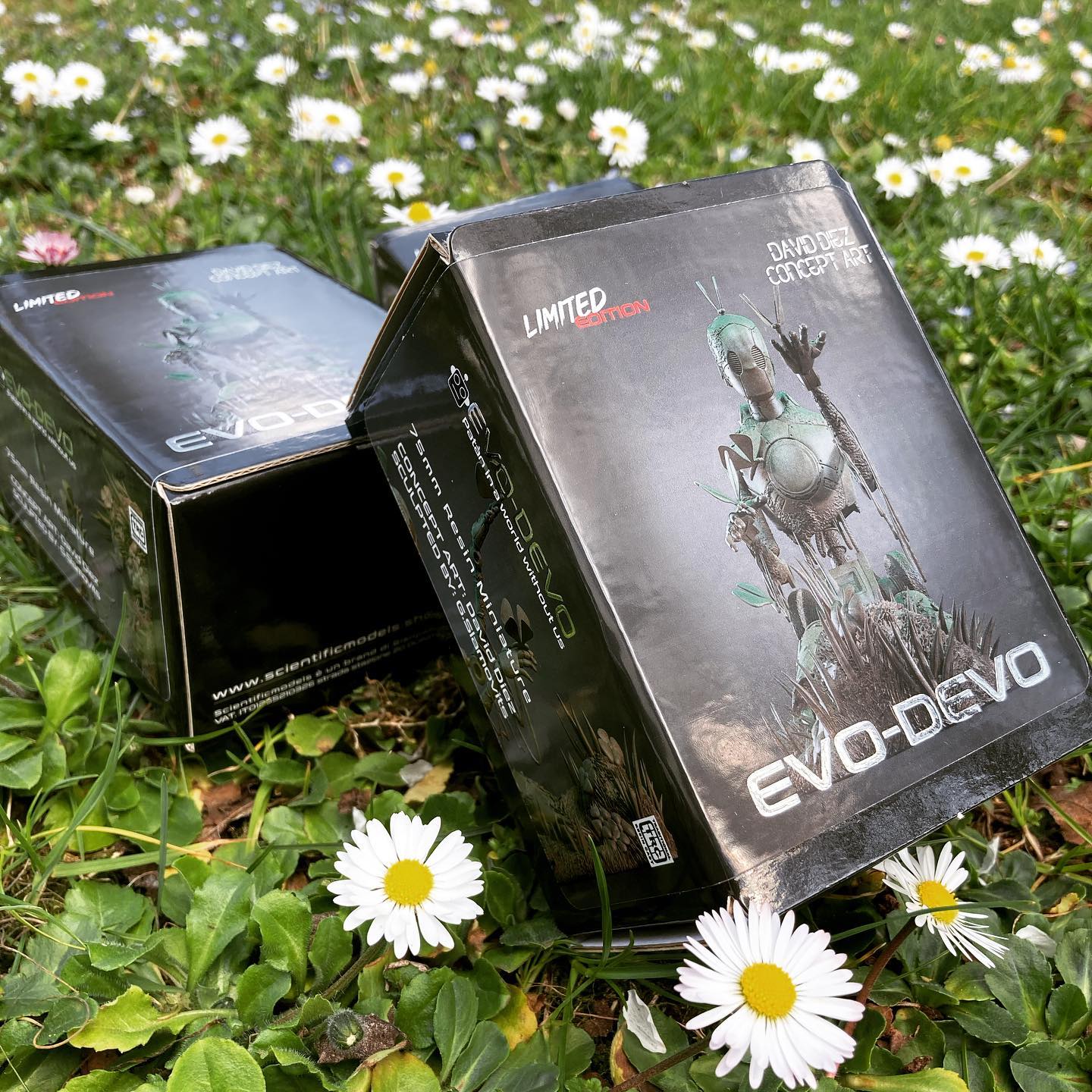 Evo-Devo is online! 🌼 75mm resin kit 🌼... - Scientificmodels | Facebook
