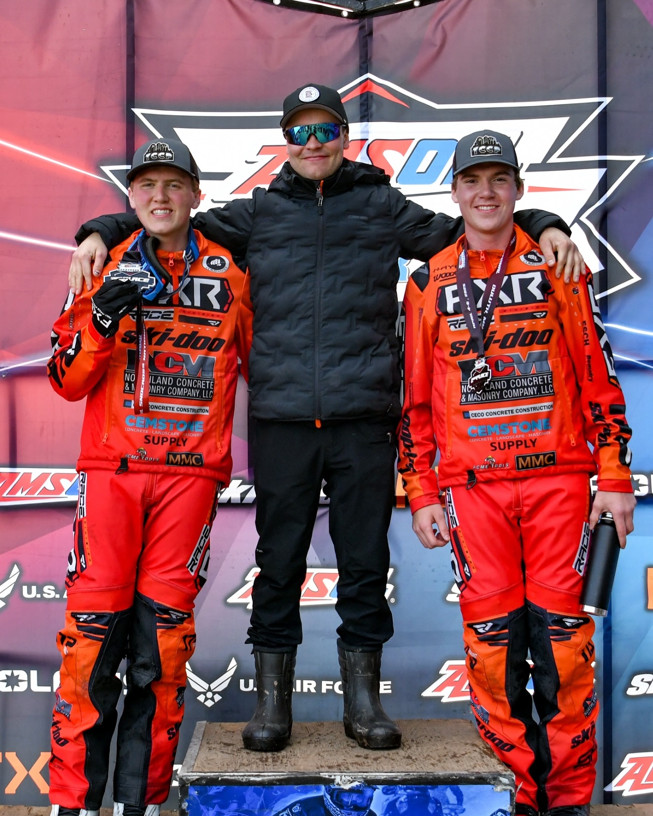 Skogquist Race Team