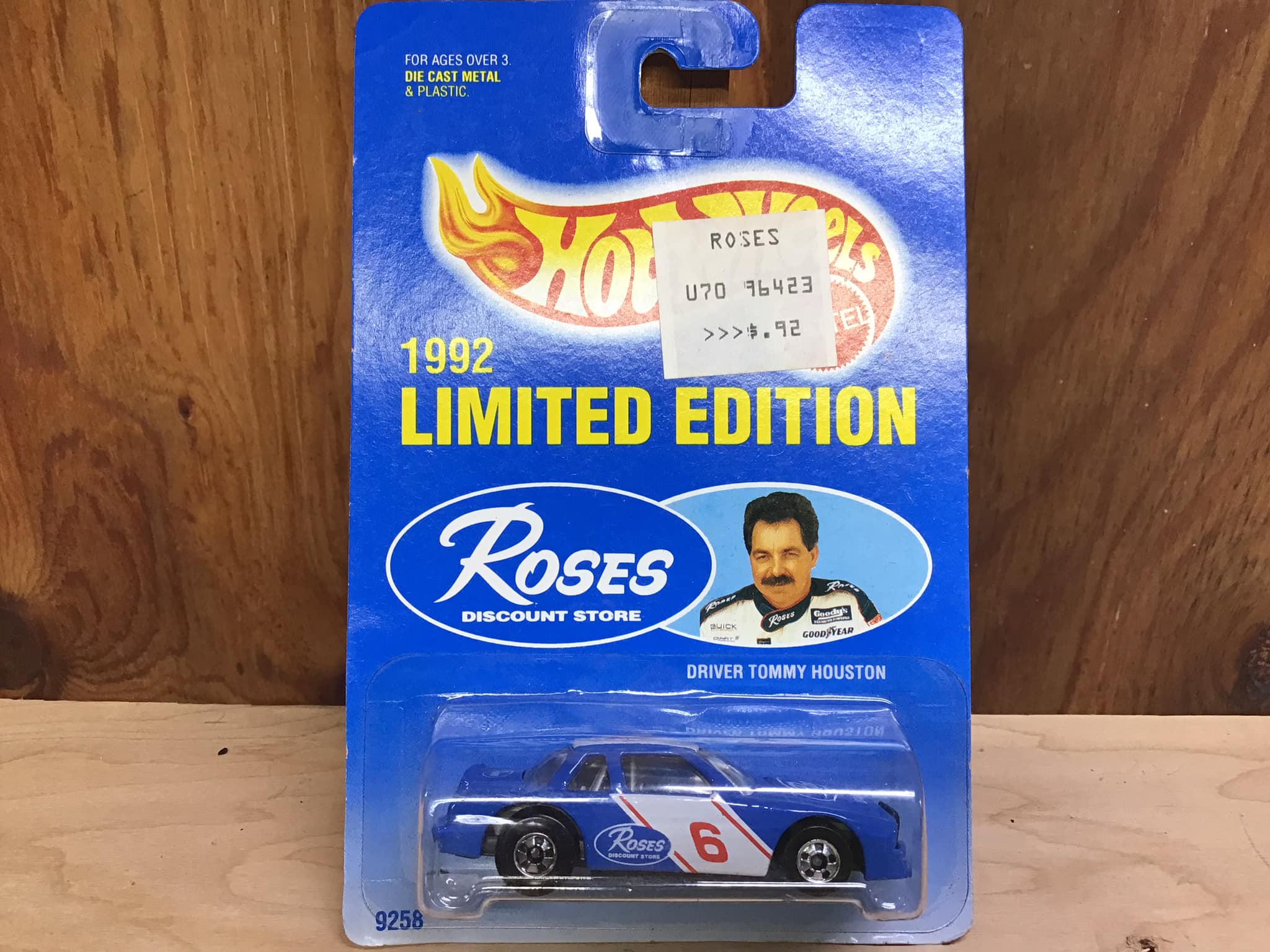 ラヴ Vintage Nissan Turbo Hot Wheels car