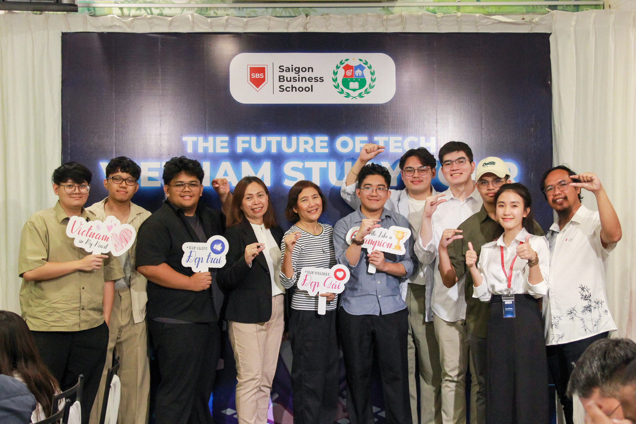 Saigon - Team 6 – ABG: Built a real-time room scheduling system ...