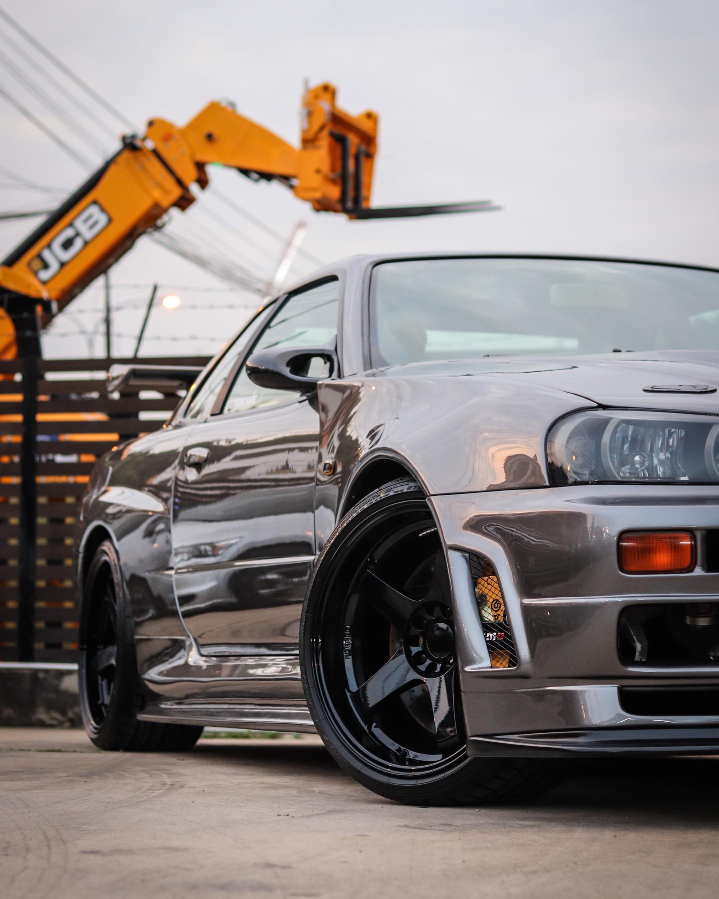 Nissan Skyline R34 on 19” Nismo LMGT4 & Dunlop Direzza DZ102