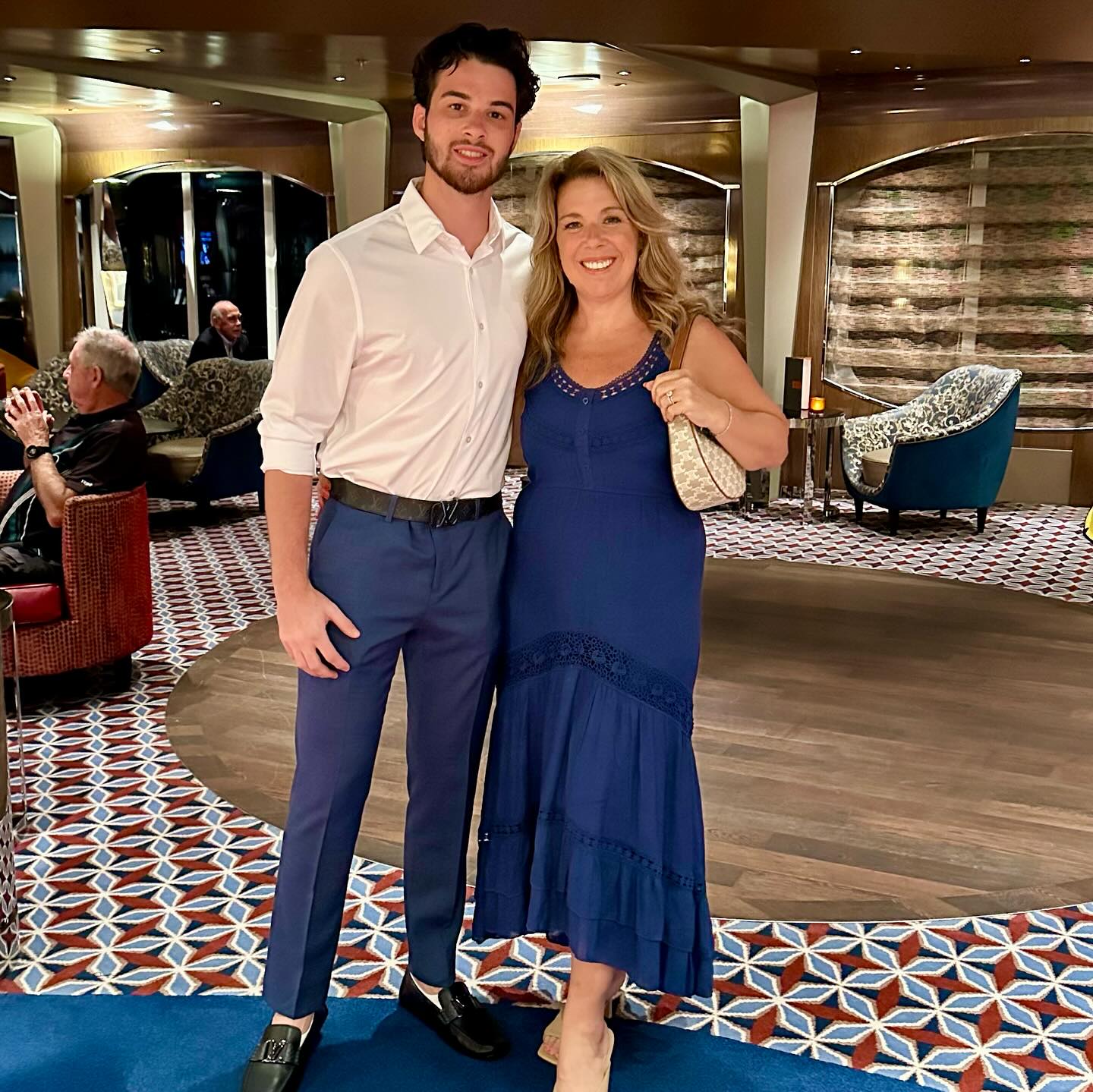 how to dress on cruise formal night pants
