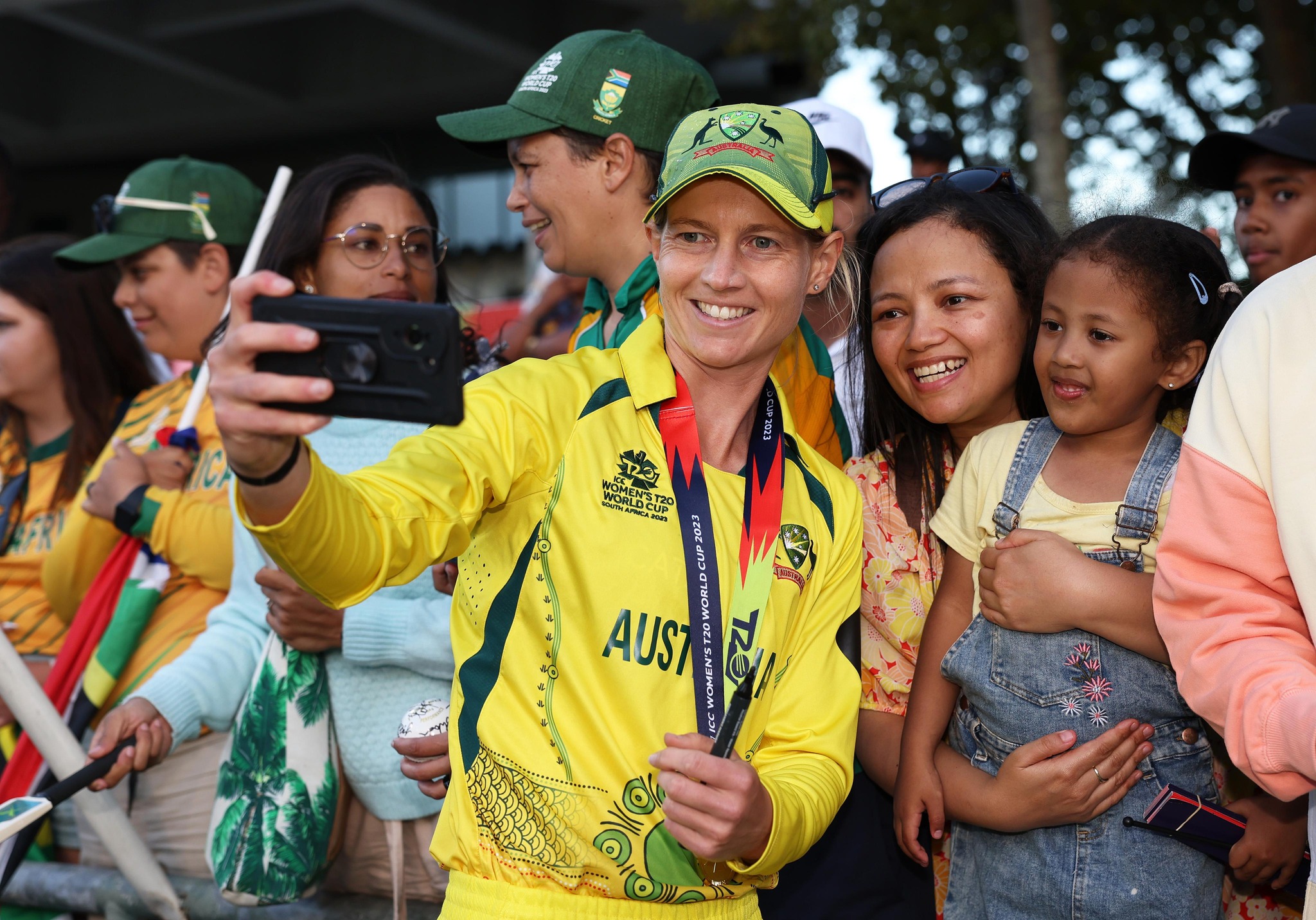 🤳 Selfie with the... - ICC - International Cricket Council