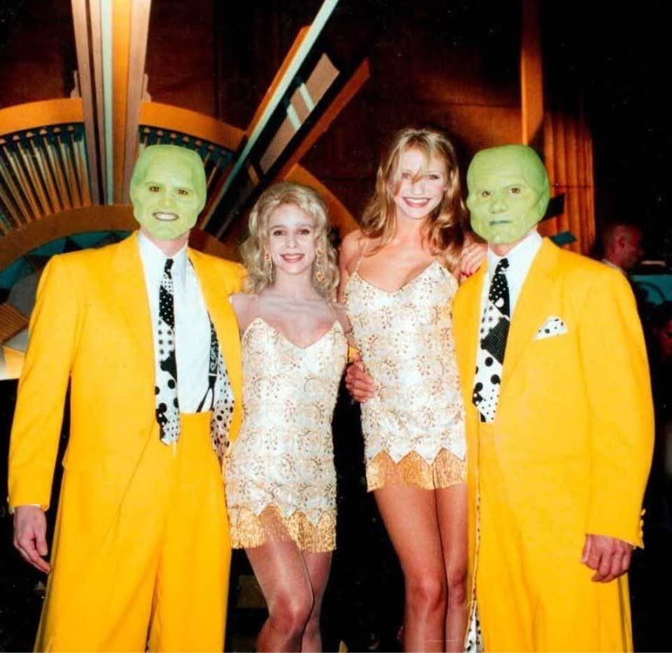 cameron diaz the mask gold dress in Mask,1994. What a vibe! soft mermaid flare