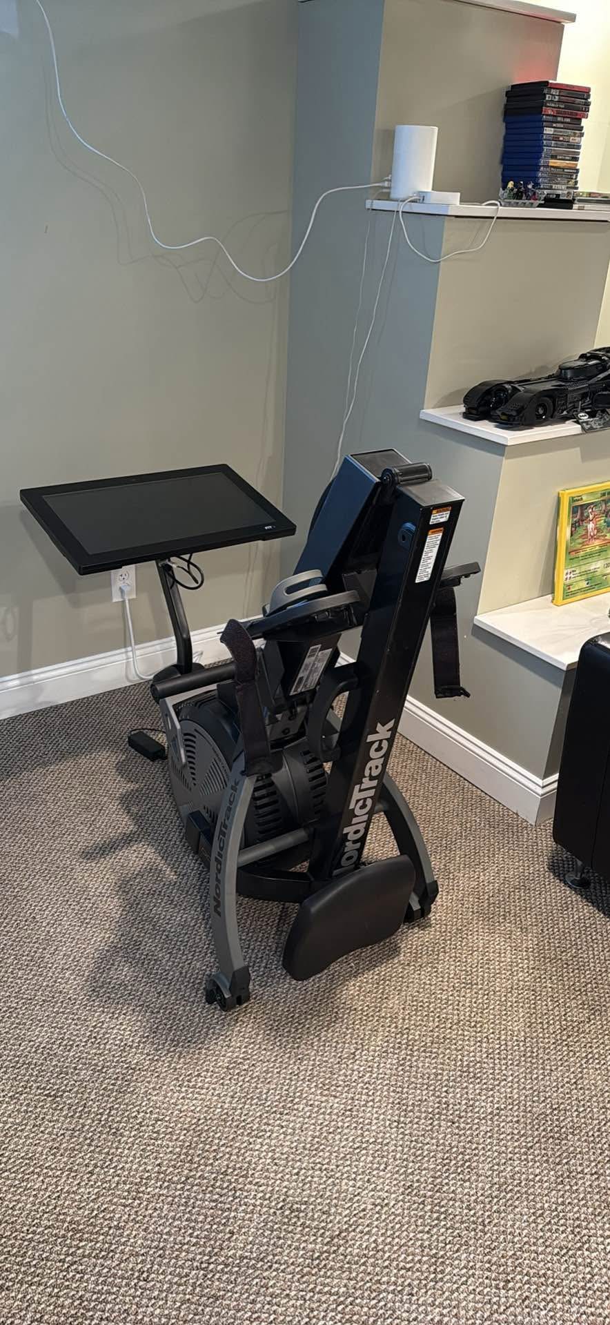 Nordic Track Rw900 space saver - Rowing Machines - Pittsburgh ...