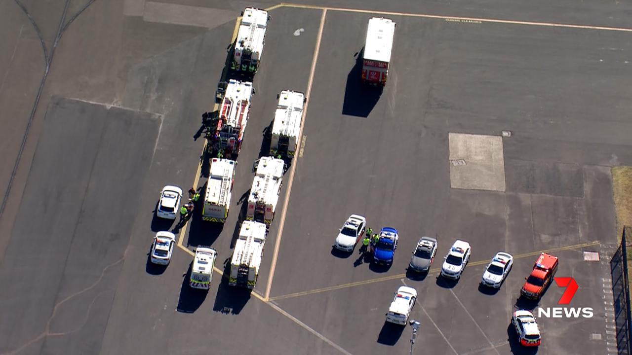 7NEWS - A plane is about to make an emergency landing at Bankstown ...