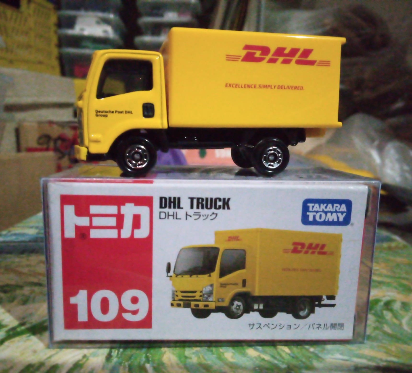 No.109 DHL Truck model for Tomica collection