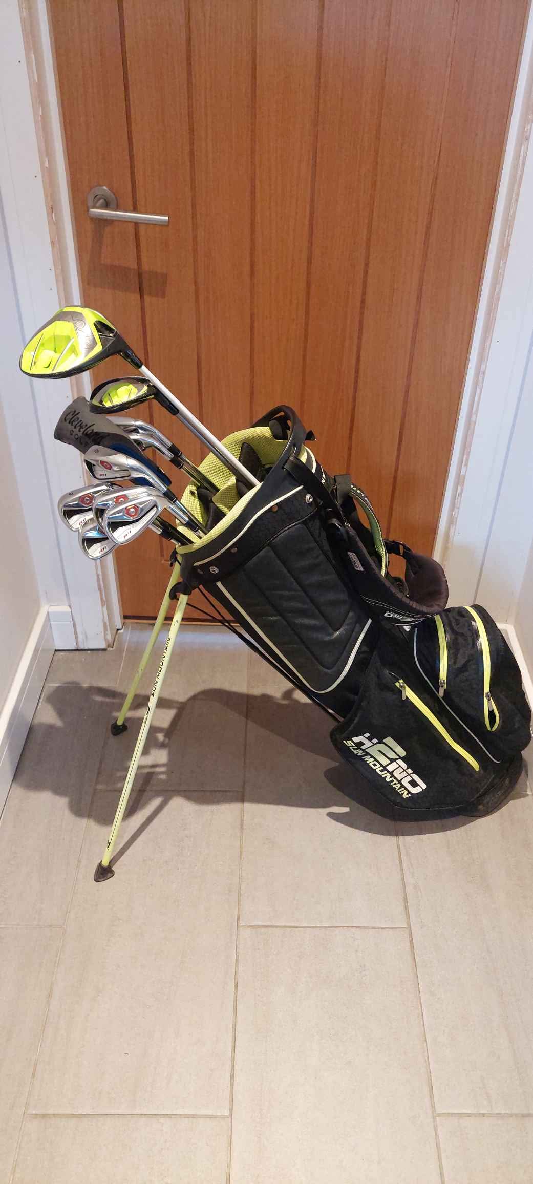Golf full set - taylormade r11 irons, nike driver - Golf Clubs ...