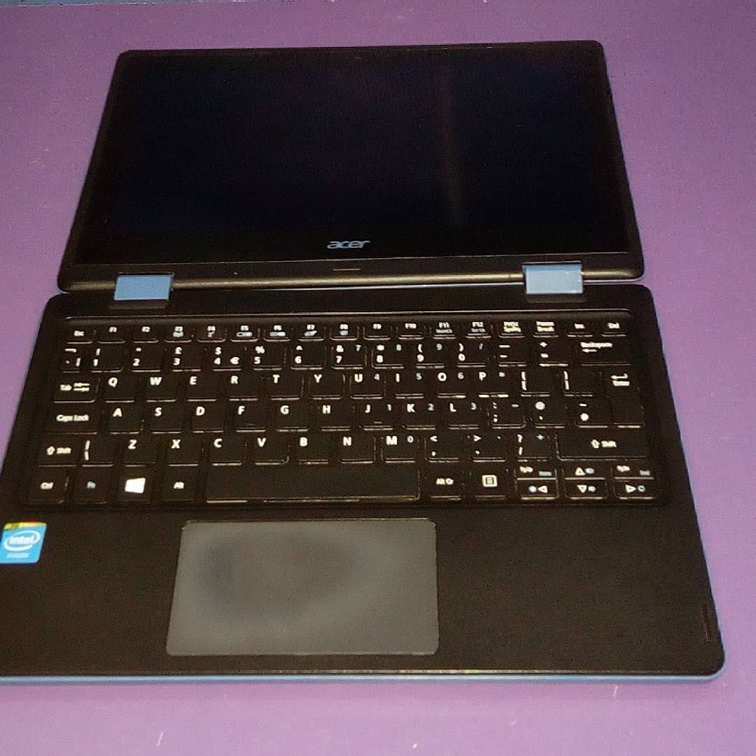 Acer aspire R3 series Model: N15W5 CONFIGURATION: 500GB hard disk
