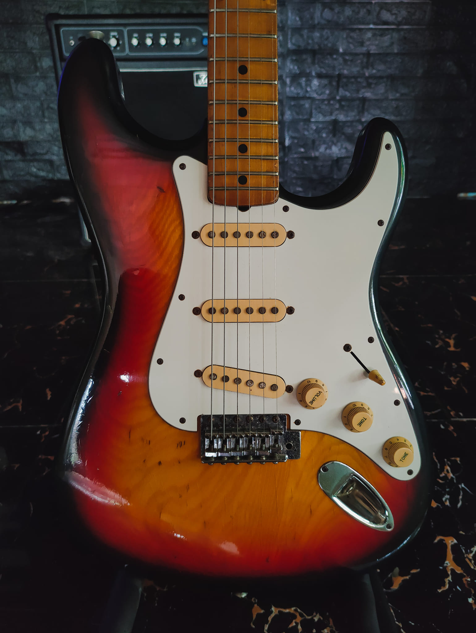 Yamaha STH500R guitar with Spinex pickups for sale