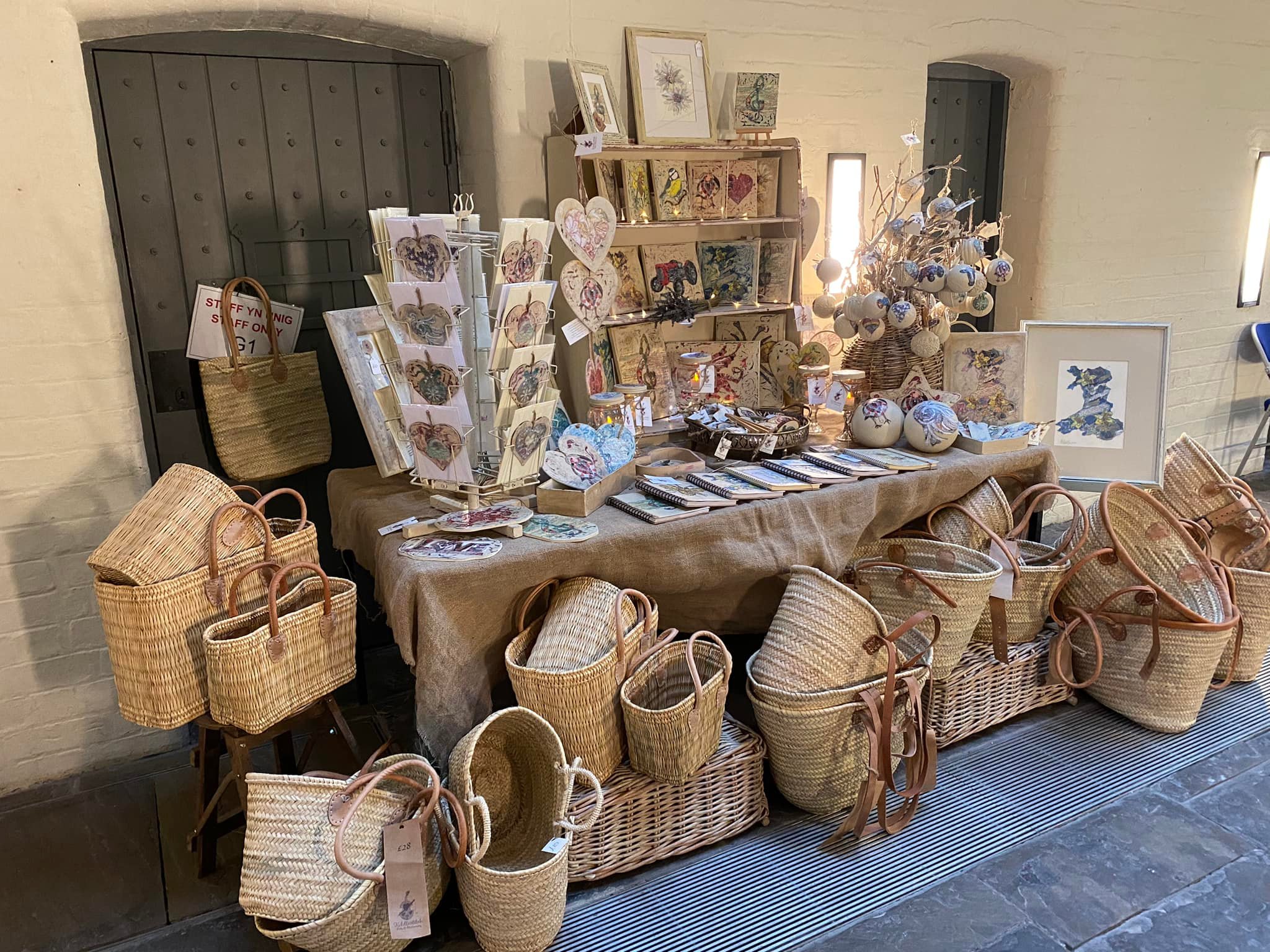 Fiddlestitch Arts and Stationery | Ruthin